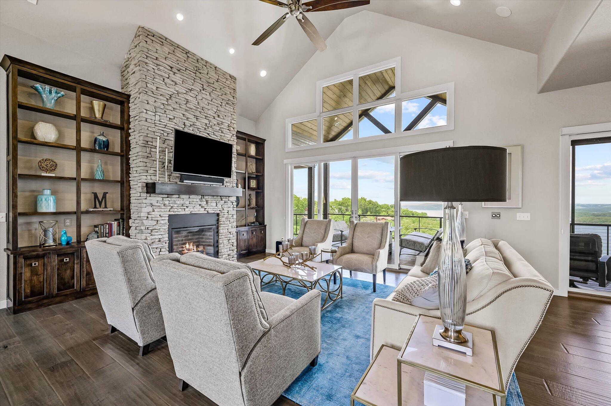 Lodges of Pinnacle Shores - Residential