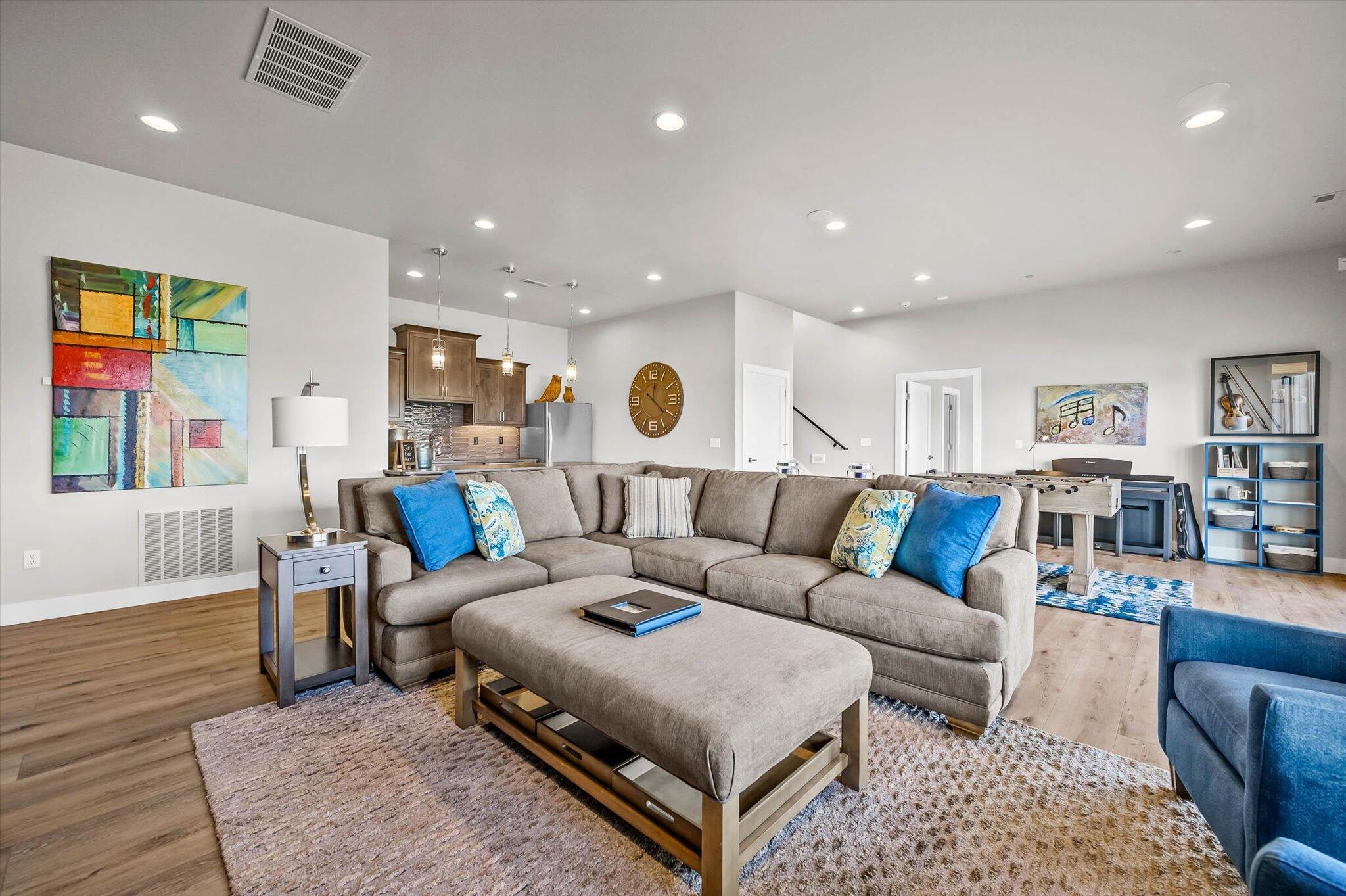 Lodges of Pinnacle Shores - Residential