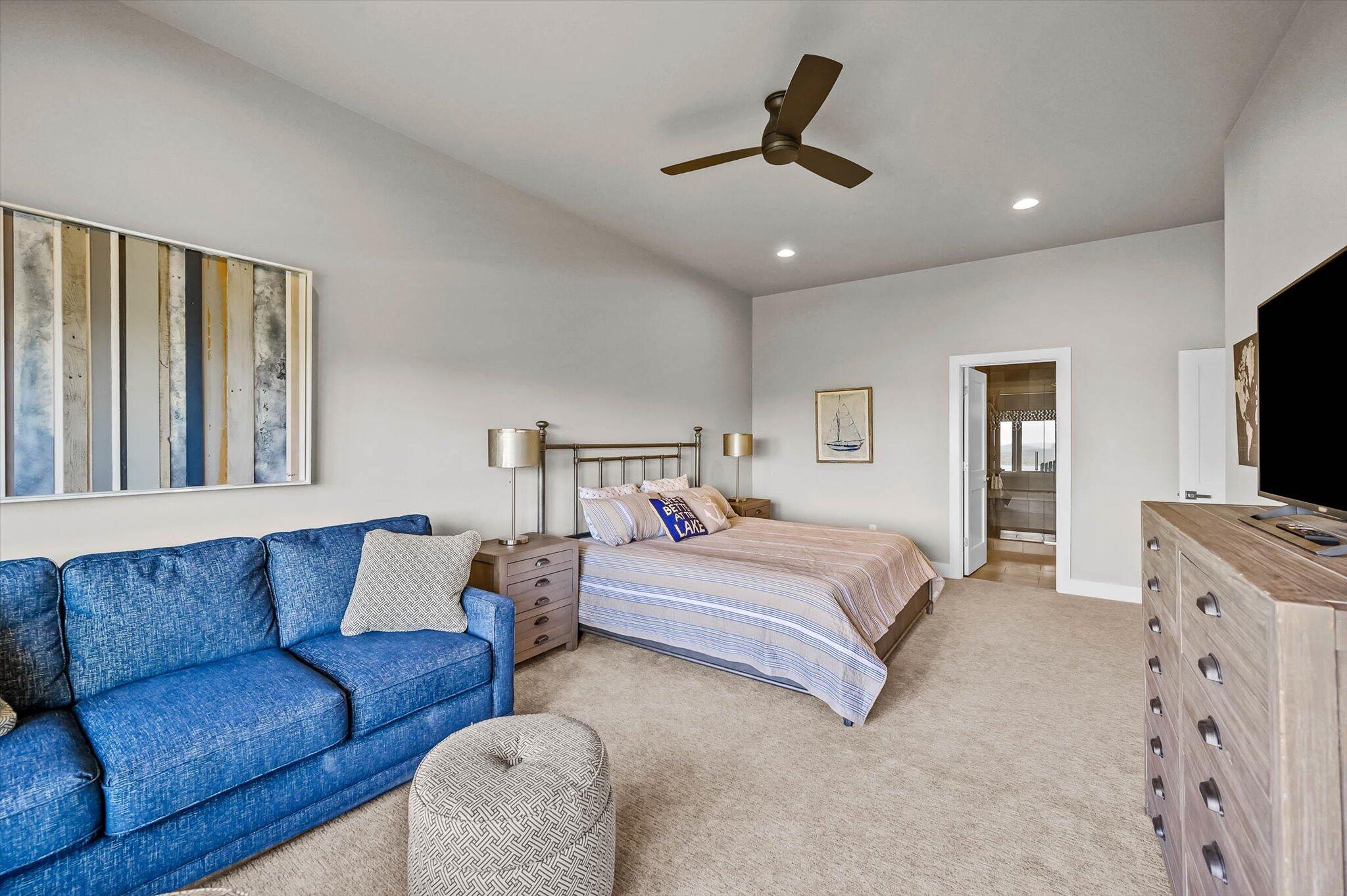 Lodges of Pinnacle Shores - Residential