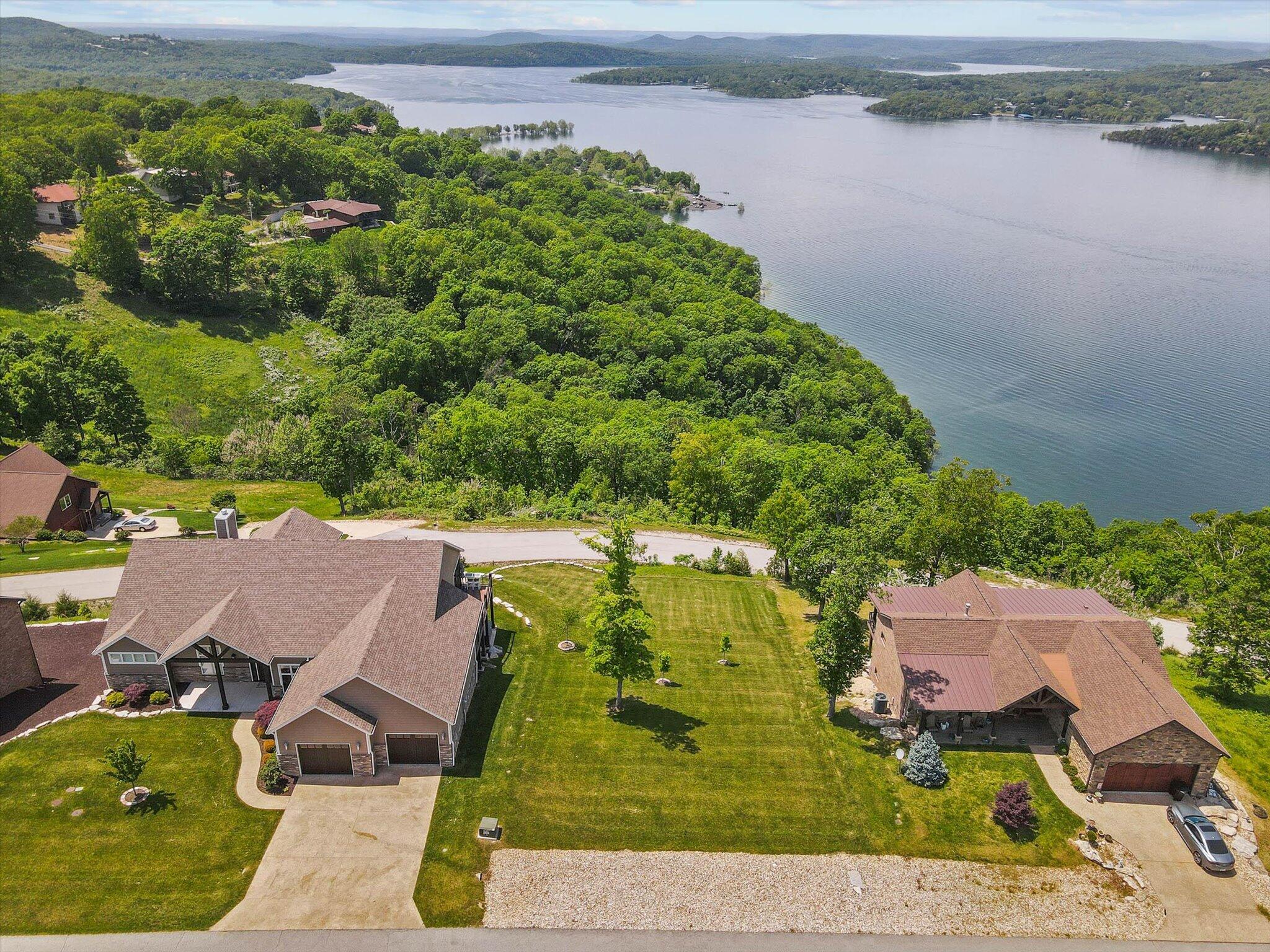 Lodges of Pinnacle Shores - Residential