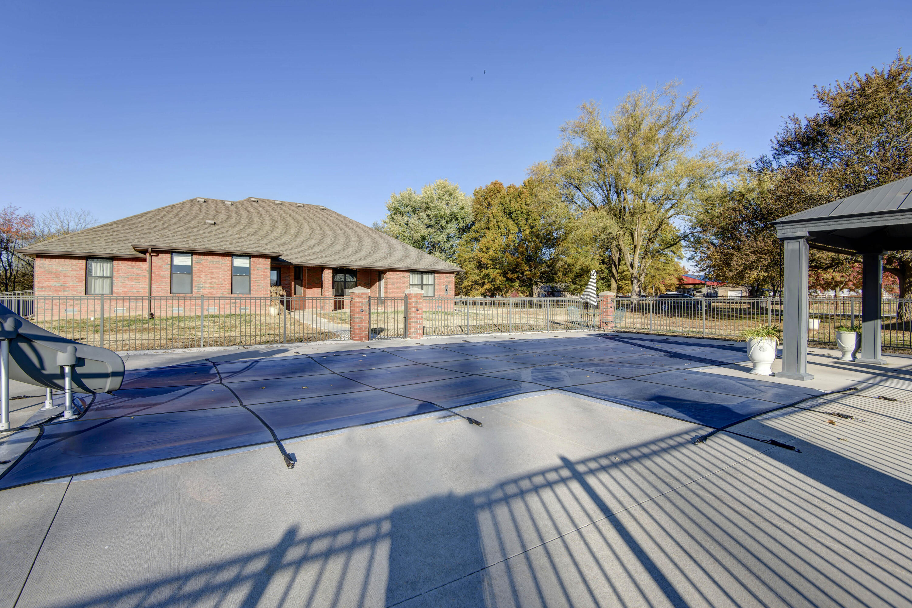 Rolling Meadows Est - Residential
