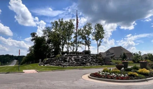 S HOLLAND AVE, SPRINGFIELD, MO 65810 - Image bc0aebfc6f06f3fcad3be45efd815f2f/3180786348