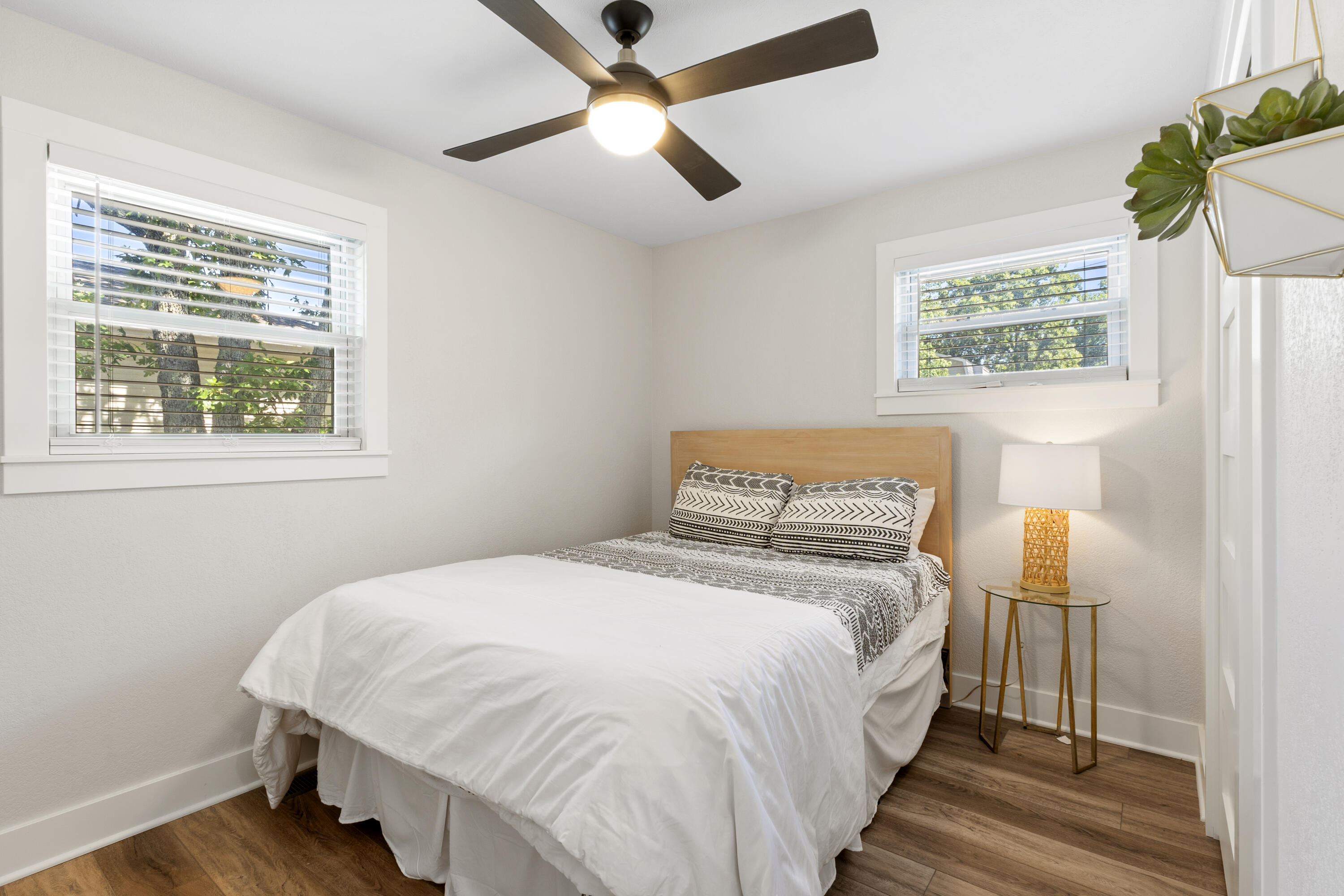 Kimberling Airways - Residential