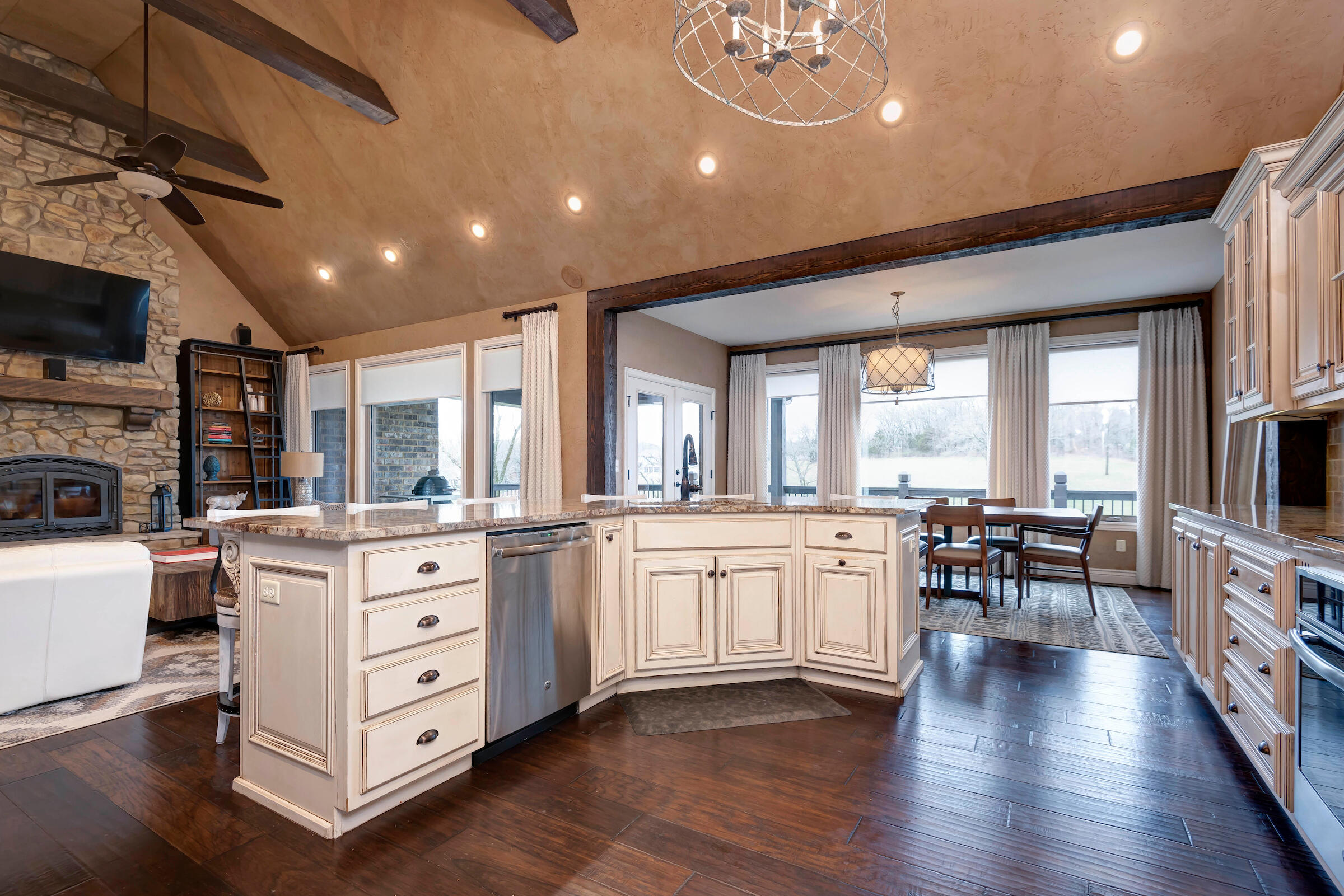 Kelby Creek - Residential