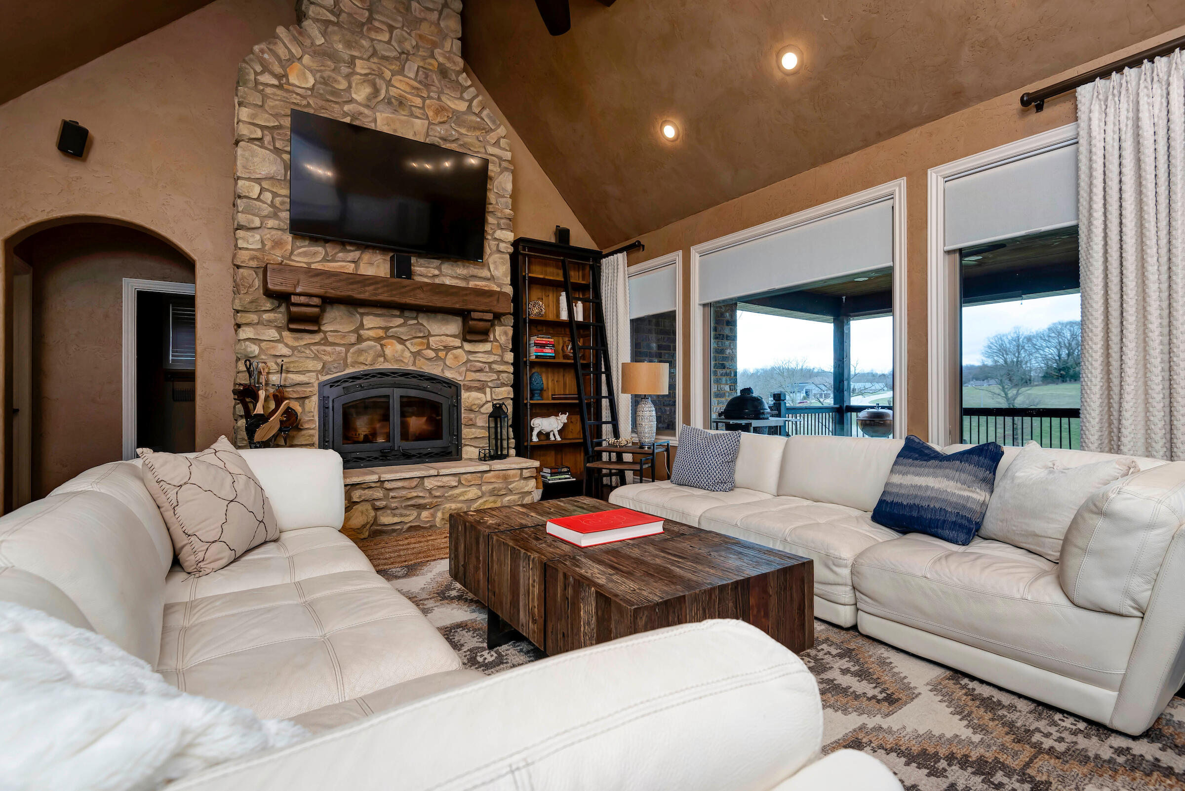Kelby Creek - Residential