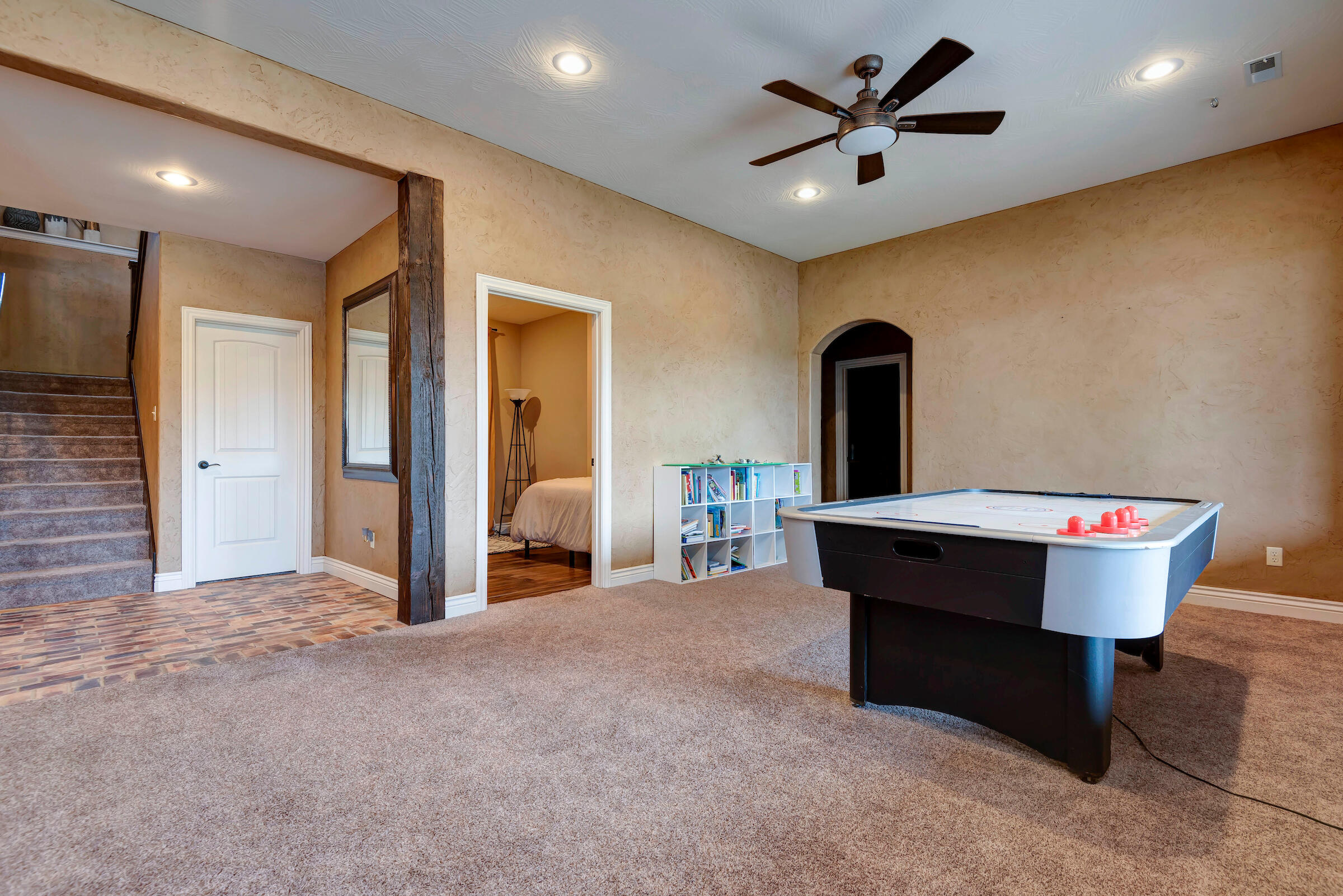 Kelby Creek - Residential