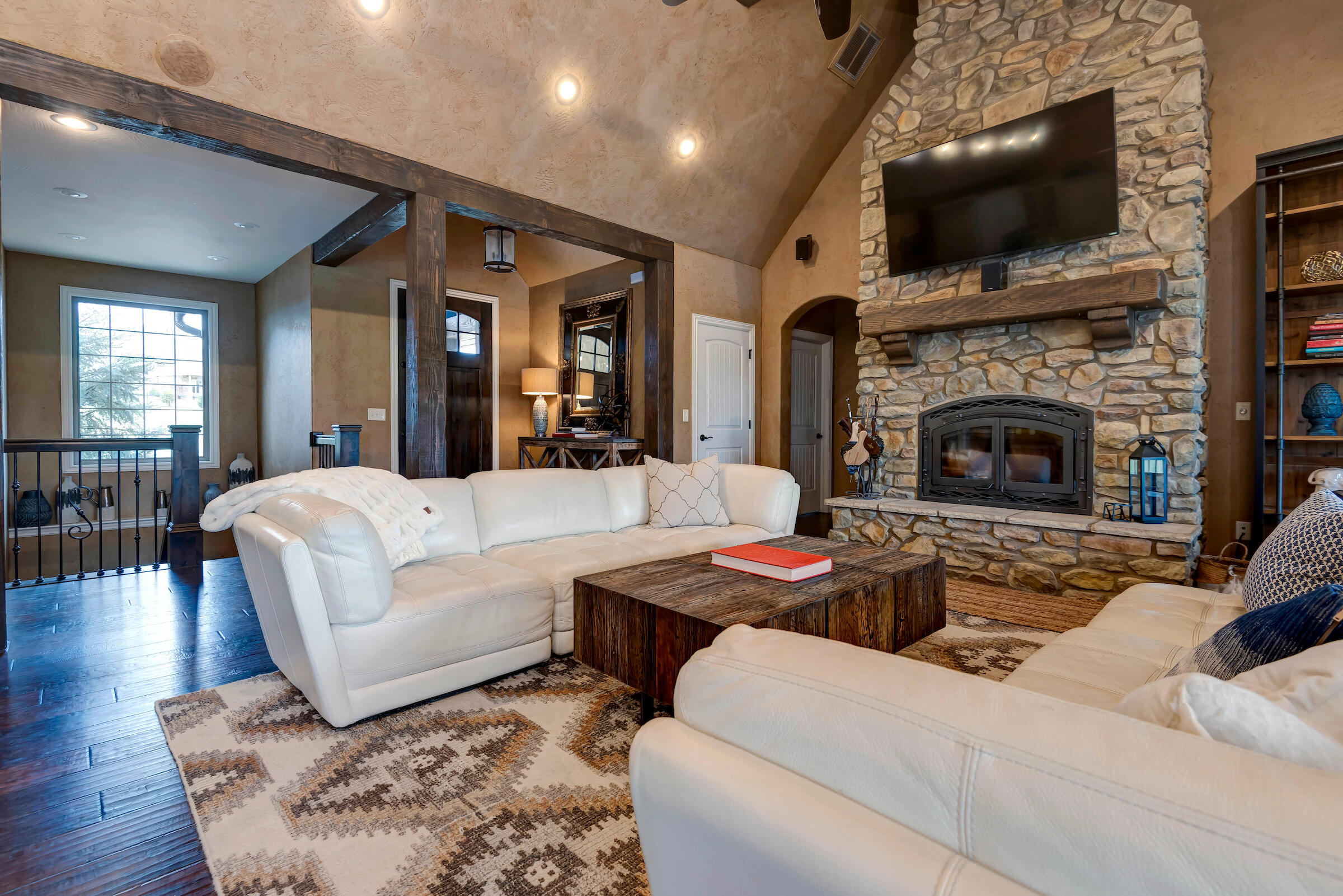 Kelby Creek - Residential
