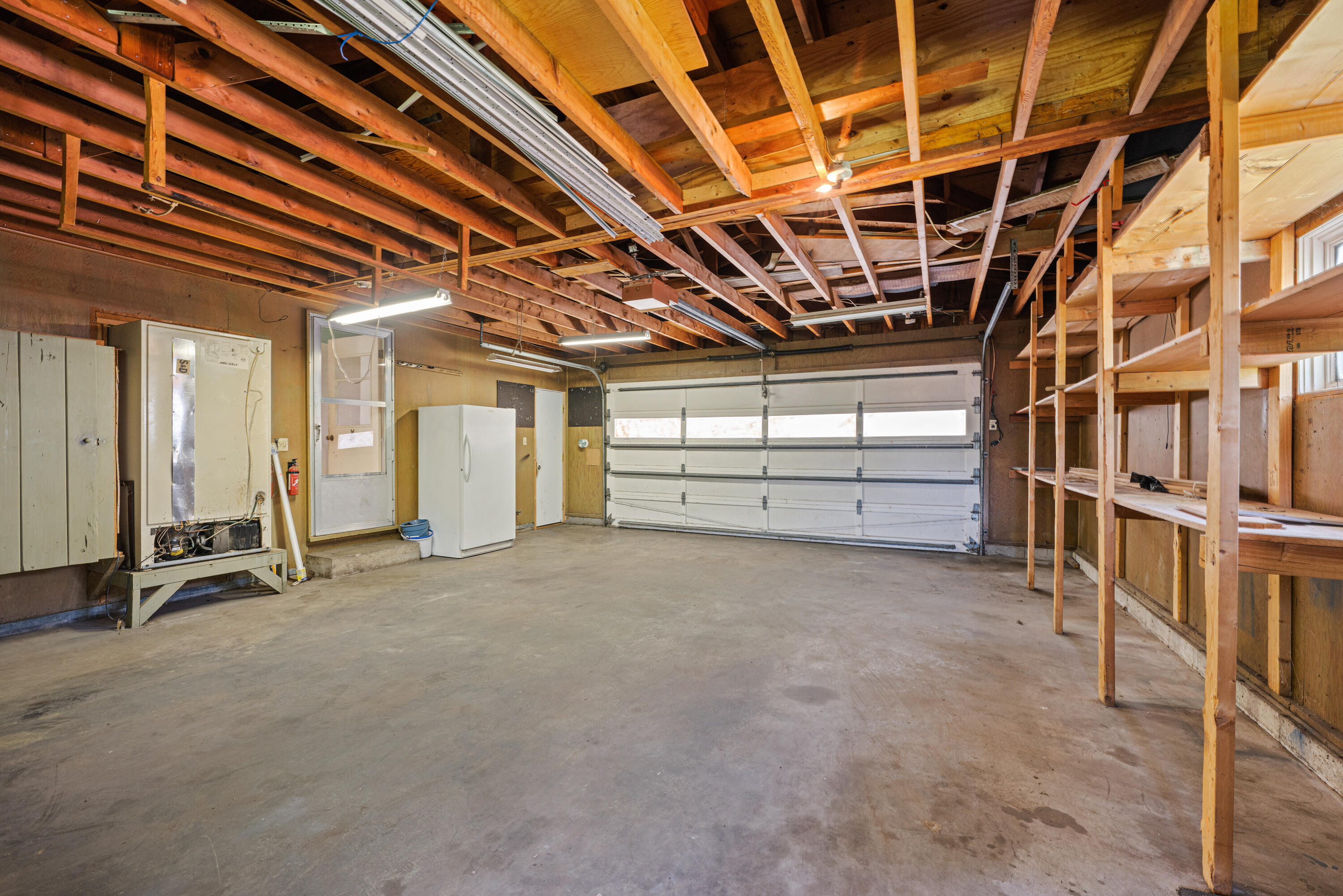 Pettit Ct - Residential
