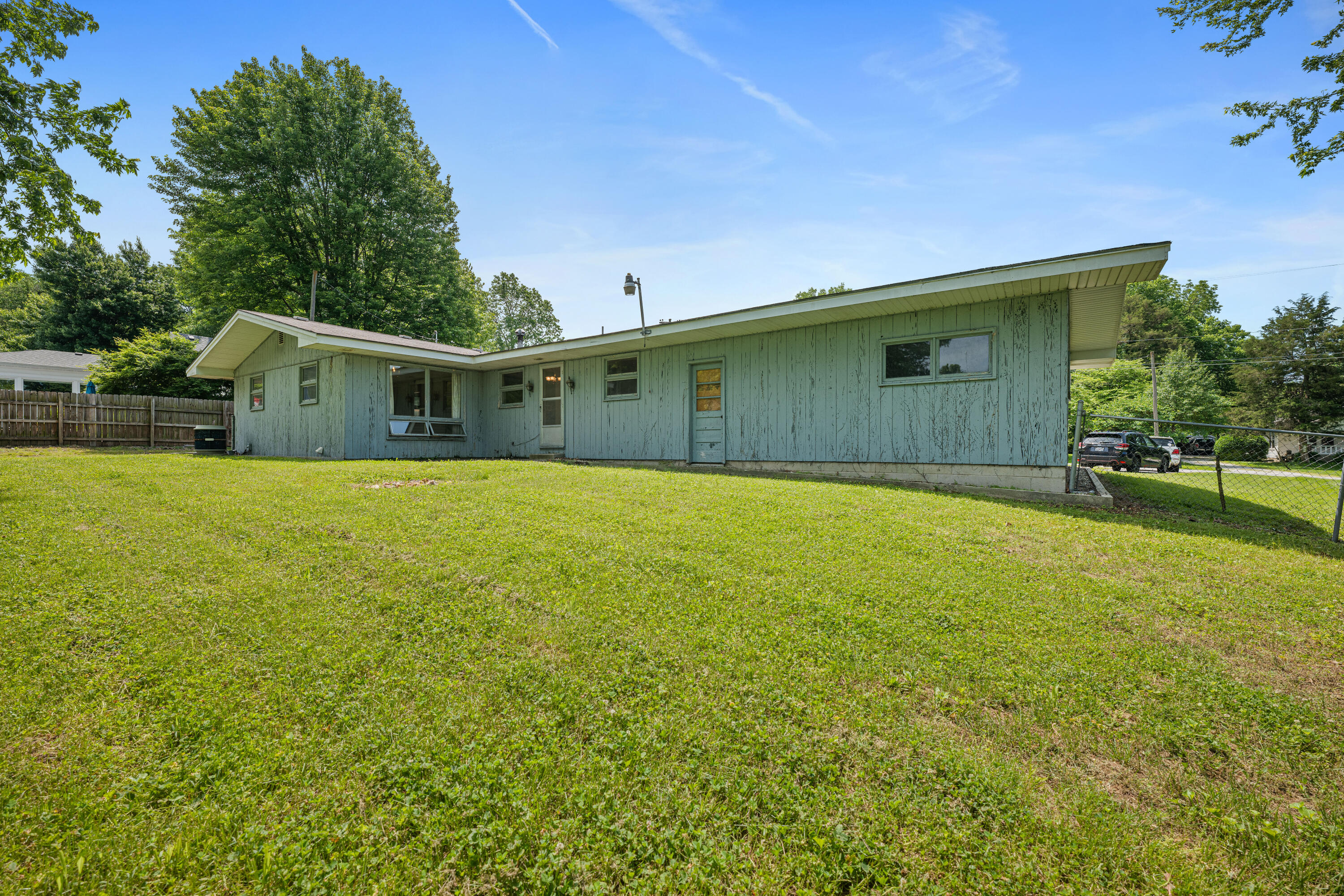 Pettit Ct - Residential