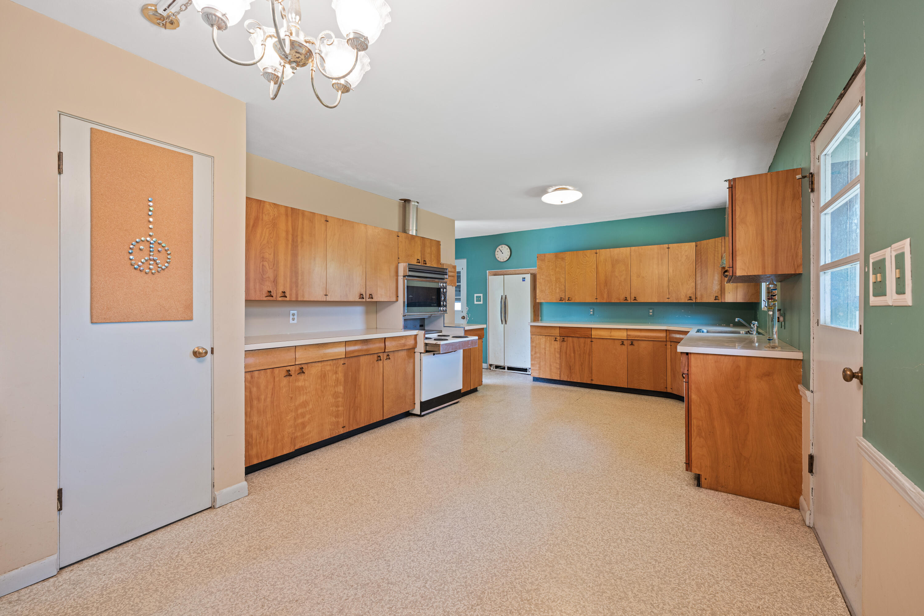 Pettit Ct - Residential