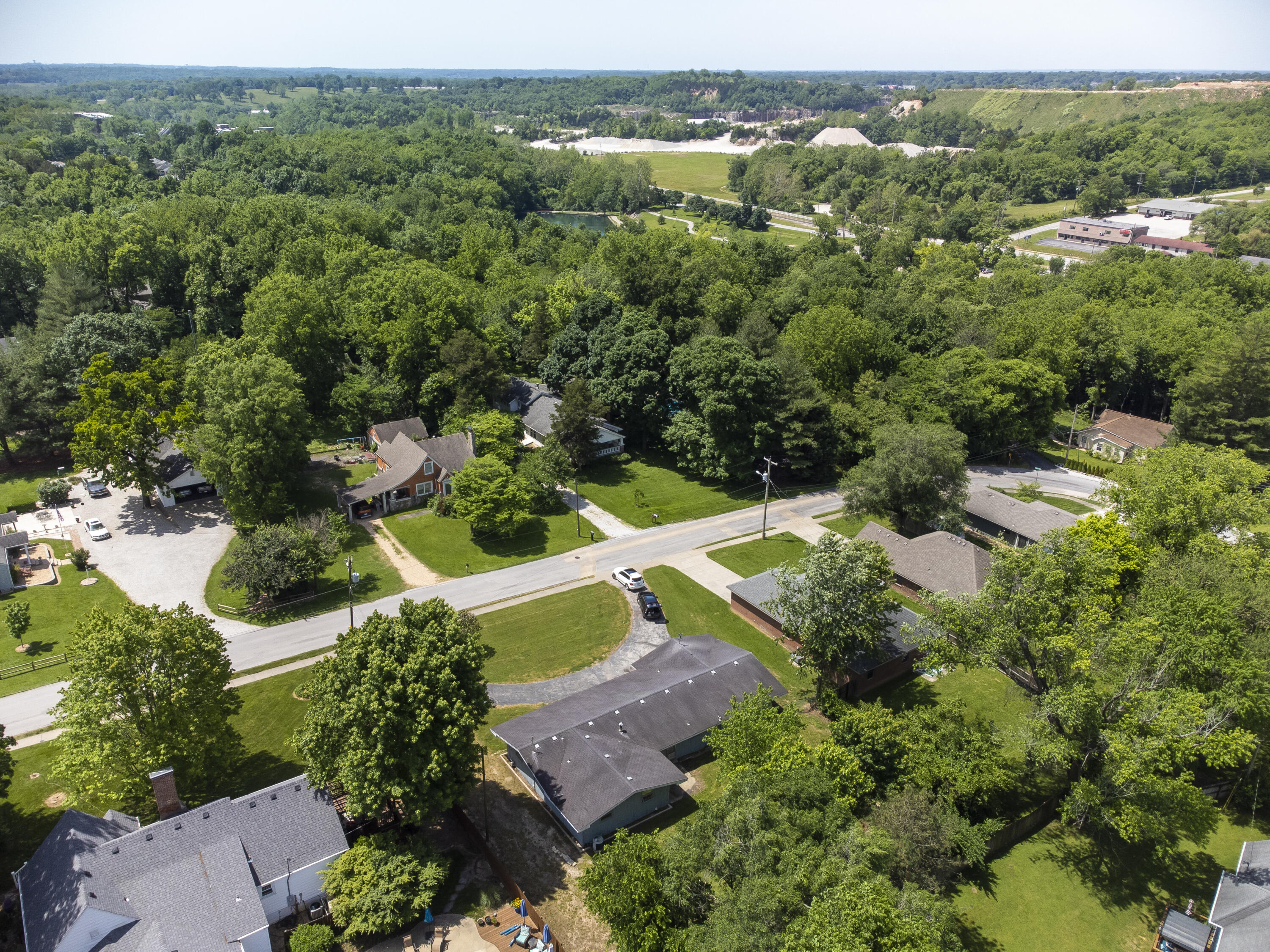 Pettit Ct - Residential