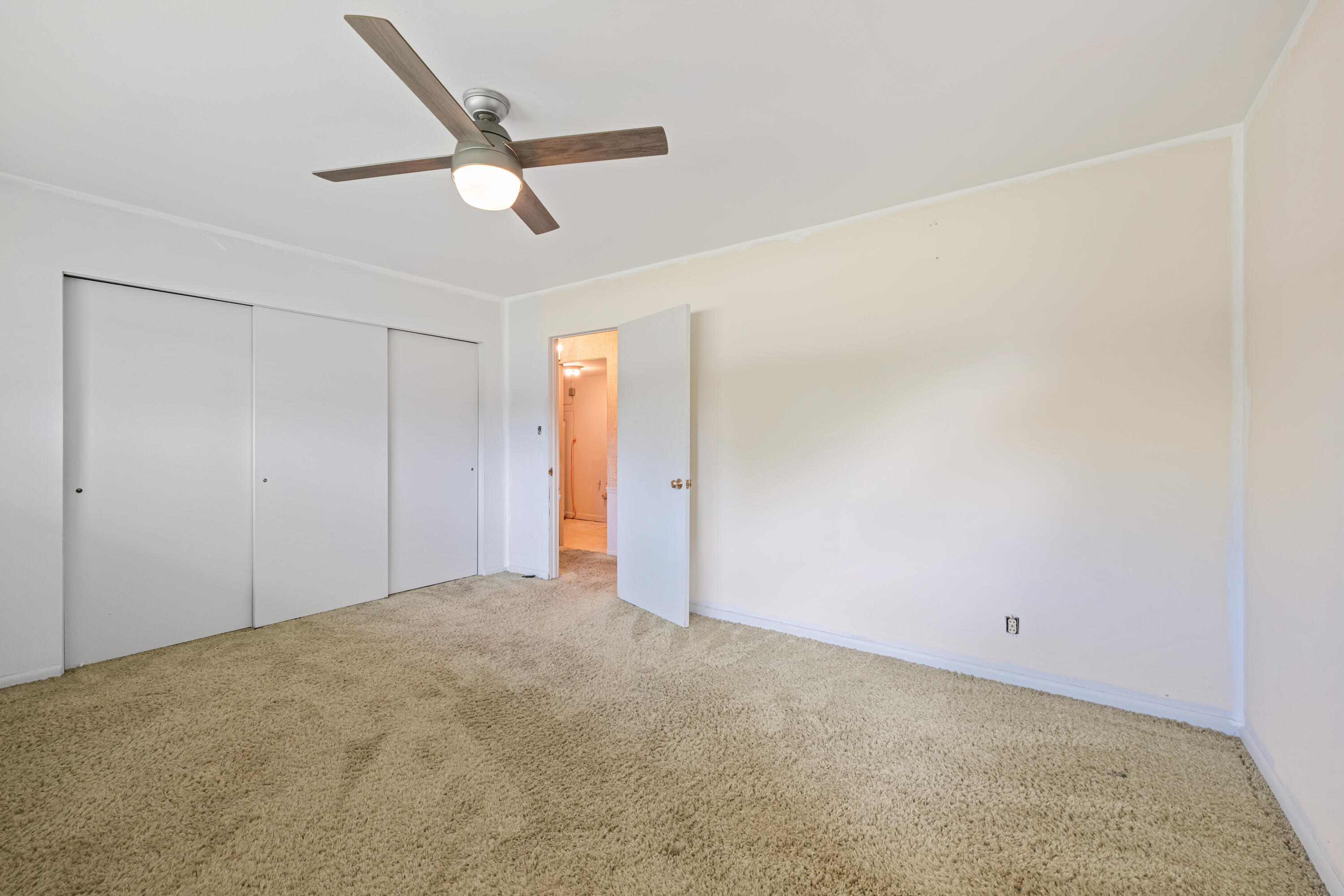 Pettit Ct - Residential