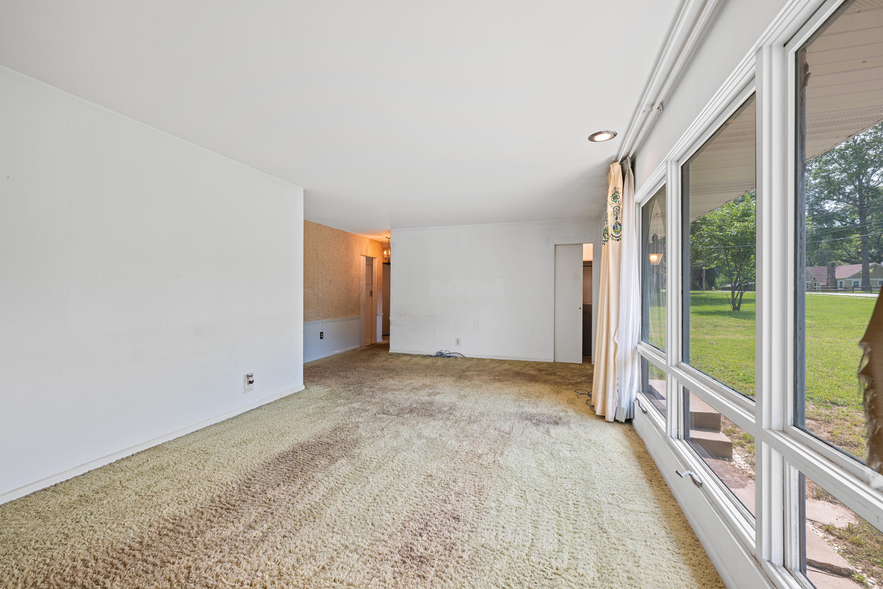 Pettit Ct - Residential