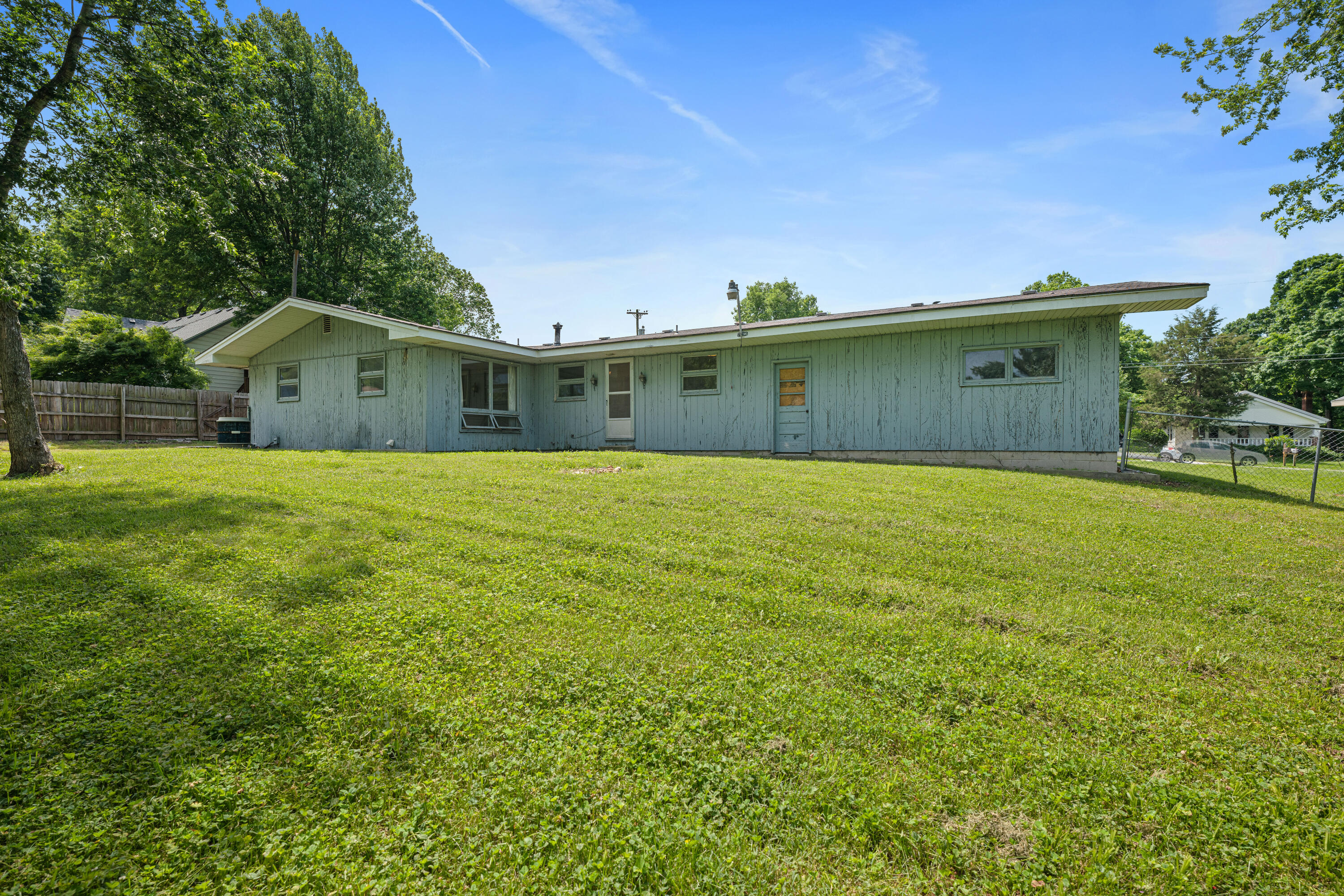 Pettit Ct - Residential