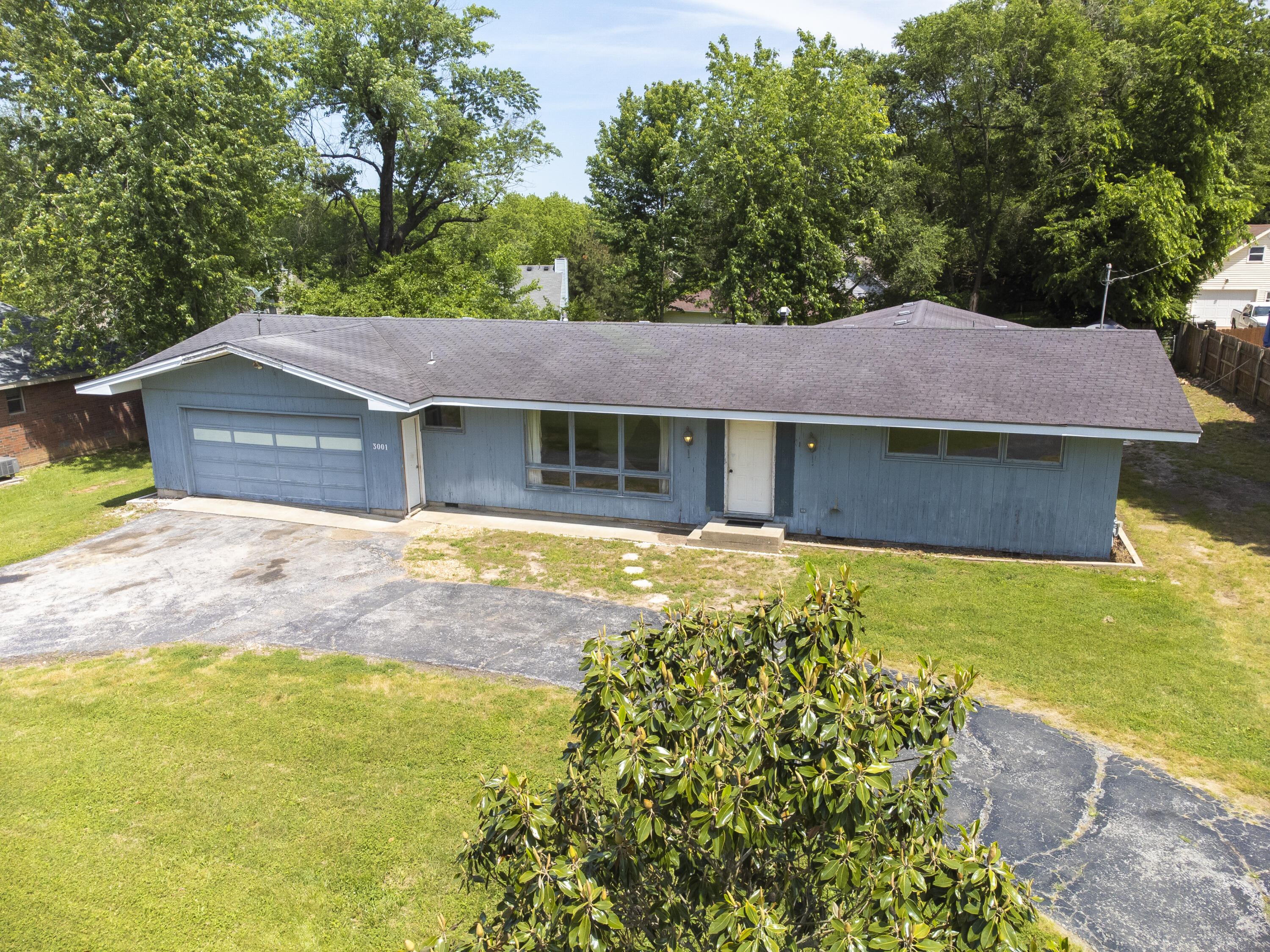 Pettit Ct - Residential