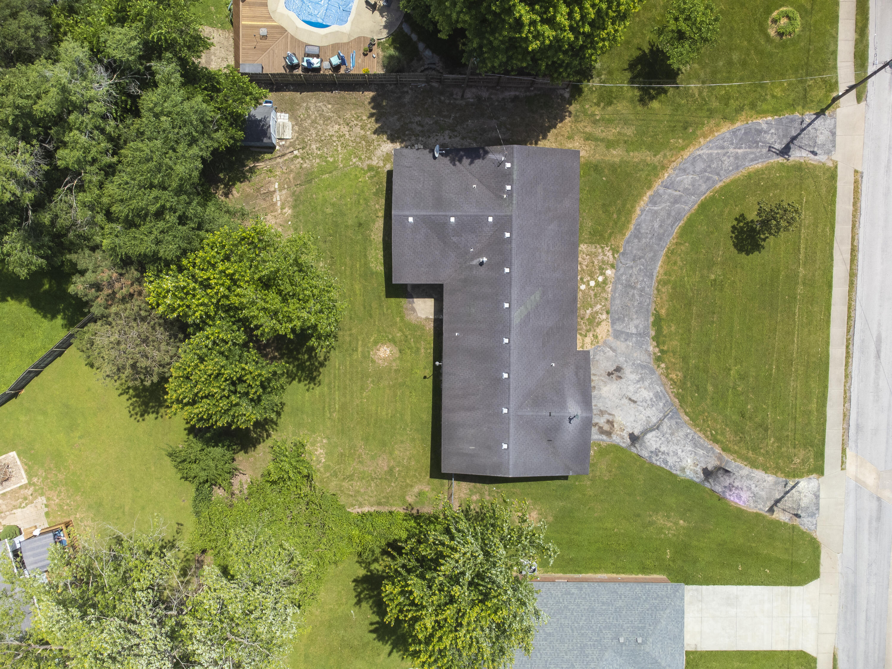Pettit Ct - Residential