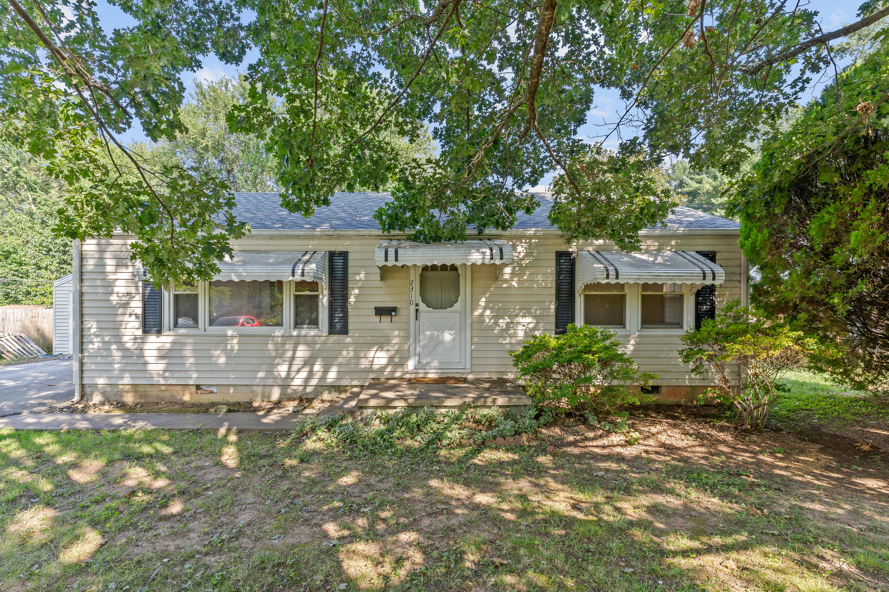 Here's one for the first time home buyer or investor/flipper. Desirable location and the lowest priced home in the Field, Pershing and Glendale school districts. Cute Cape Cod that in  need of some TLC. 3 bedrooms. One full bath and a one car garage with a cool breezeway between. It has a knotty pine paneled living room with original hardwood flooring. Hardwoods in all the bedrooms. Selling ''As Is''. Ask your Realtor for the Pre-listing inspection.