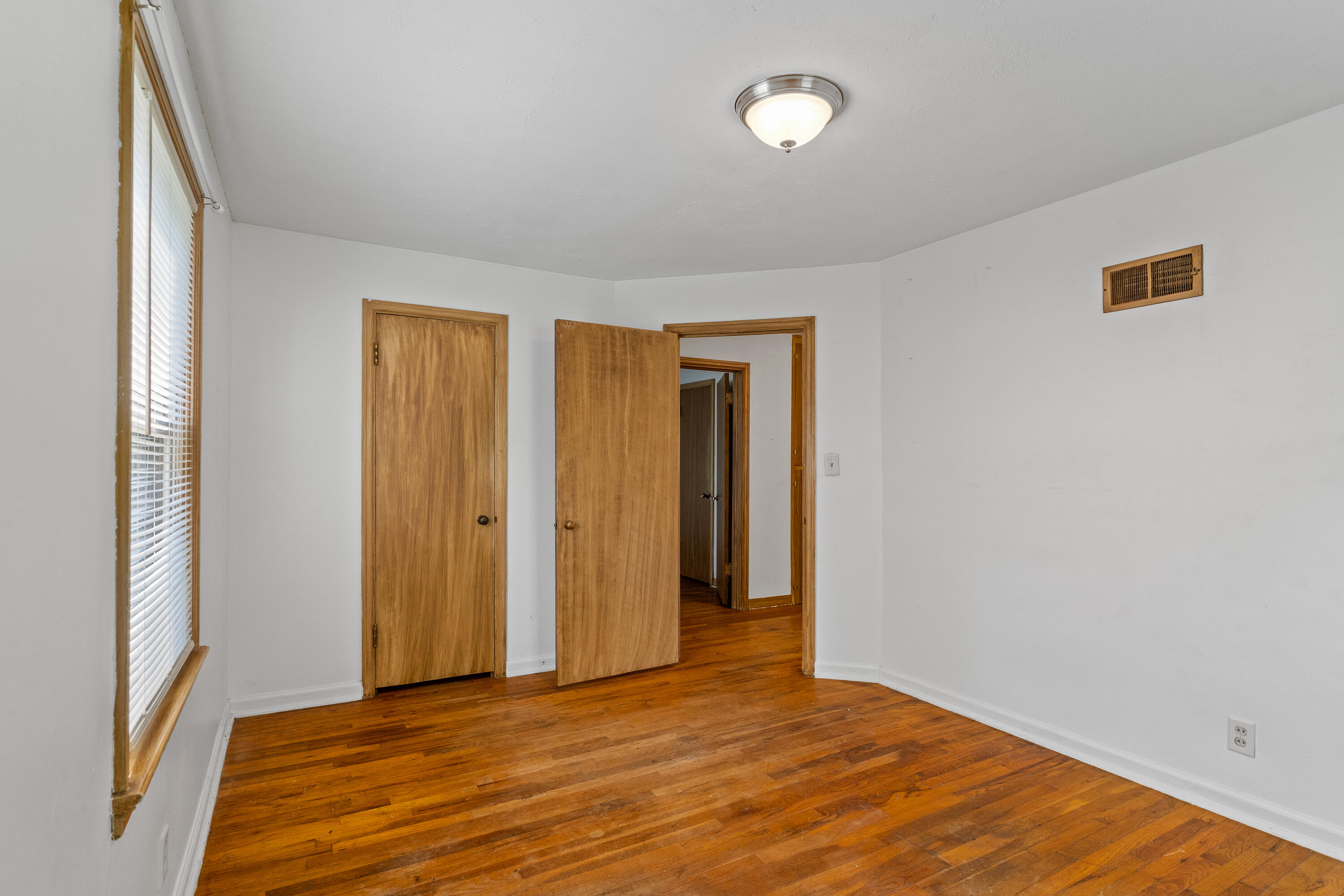 Brentwood Terr - Residential