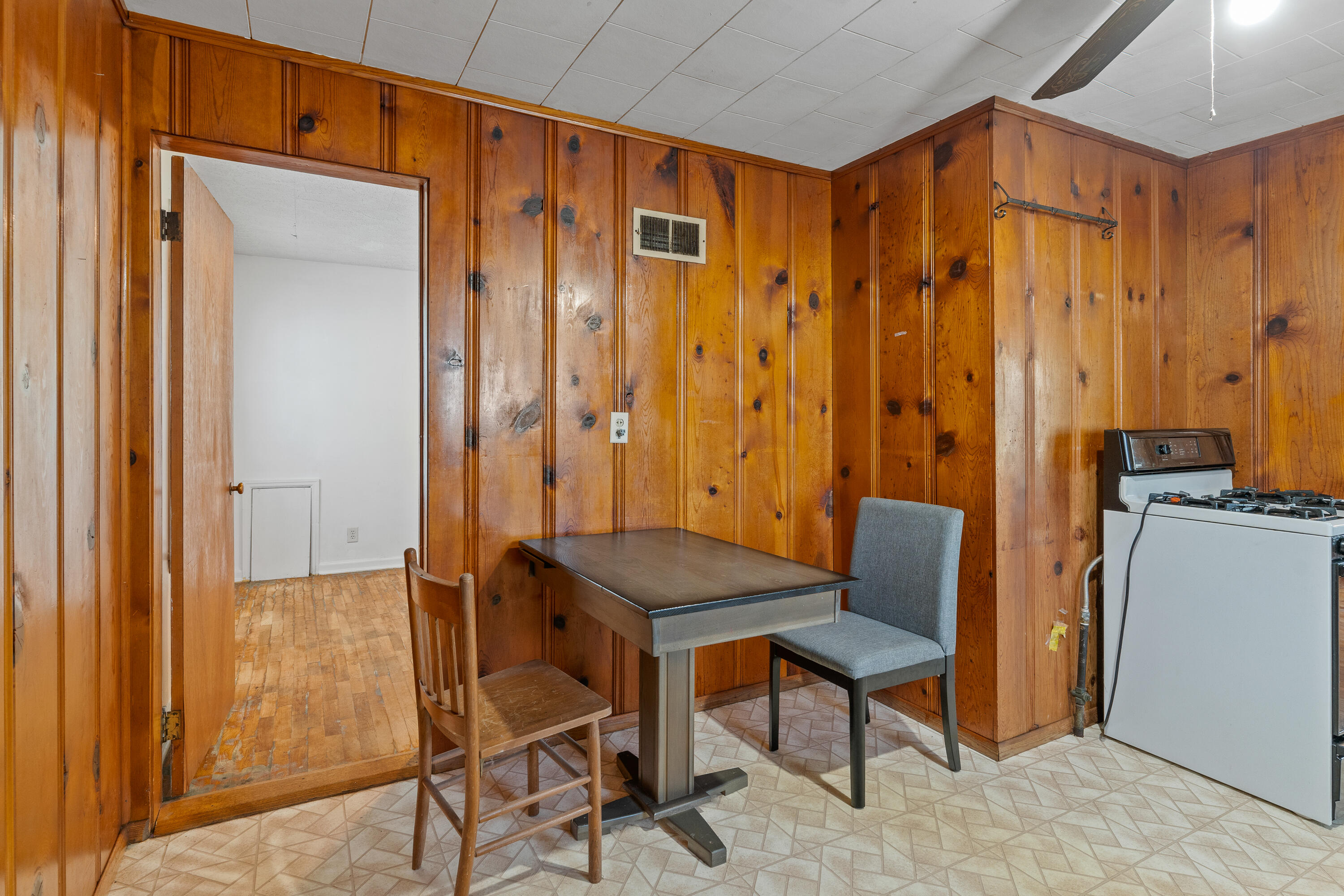 Brentwood Terr - Residential