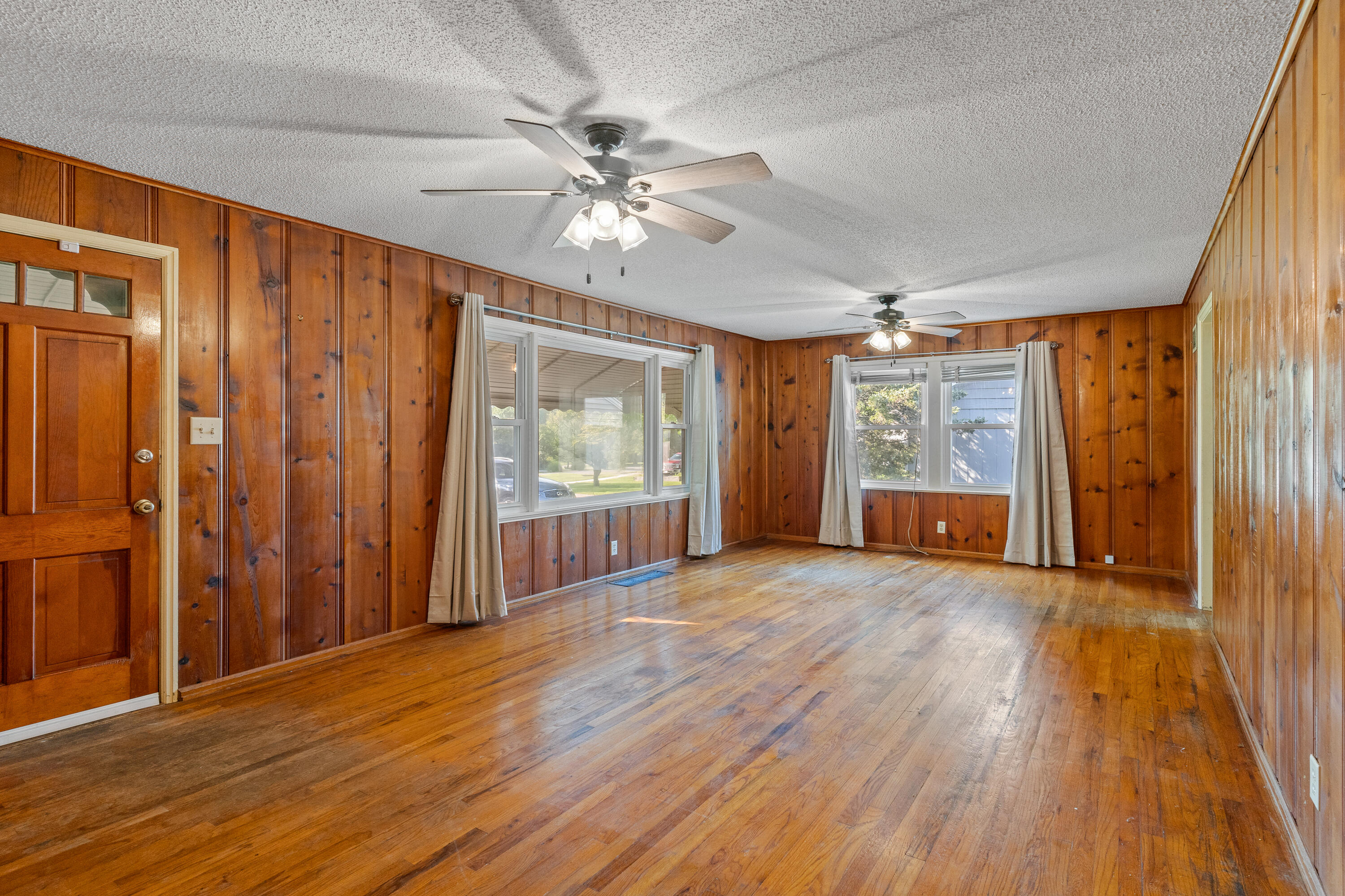 Brentwood Terr - Residential