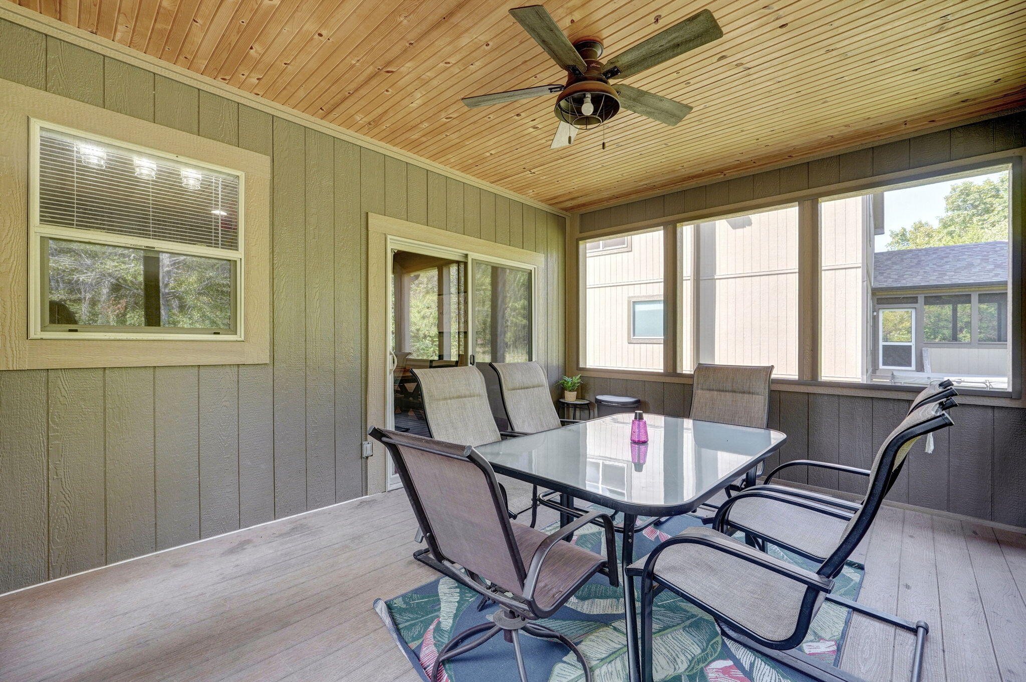 Branson Canyon - Residential
