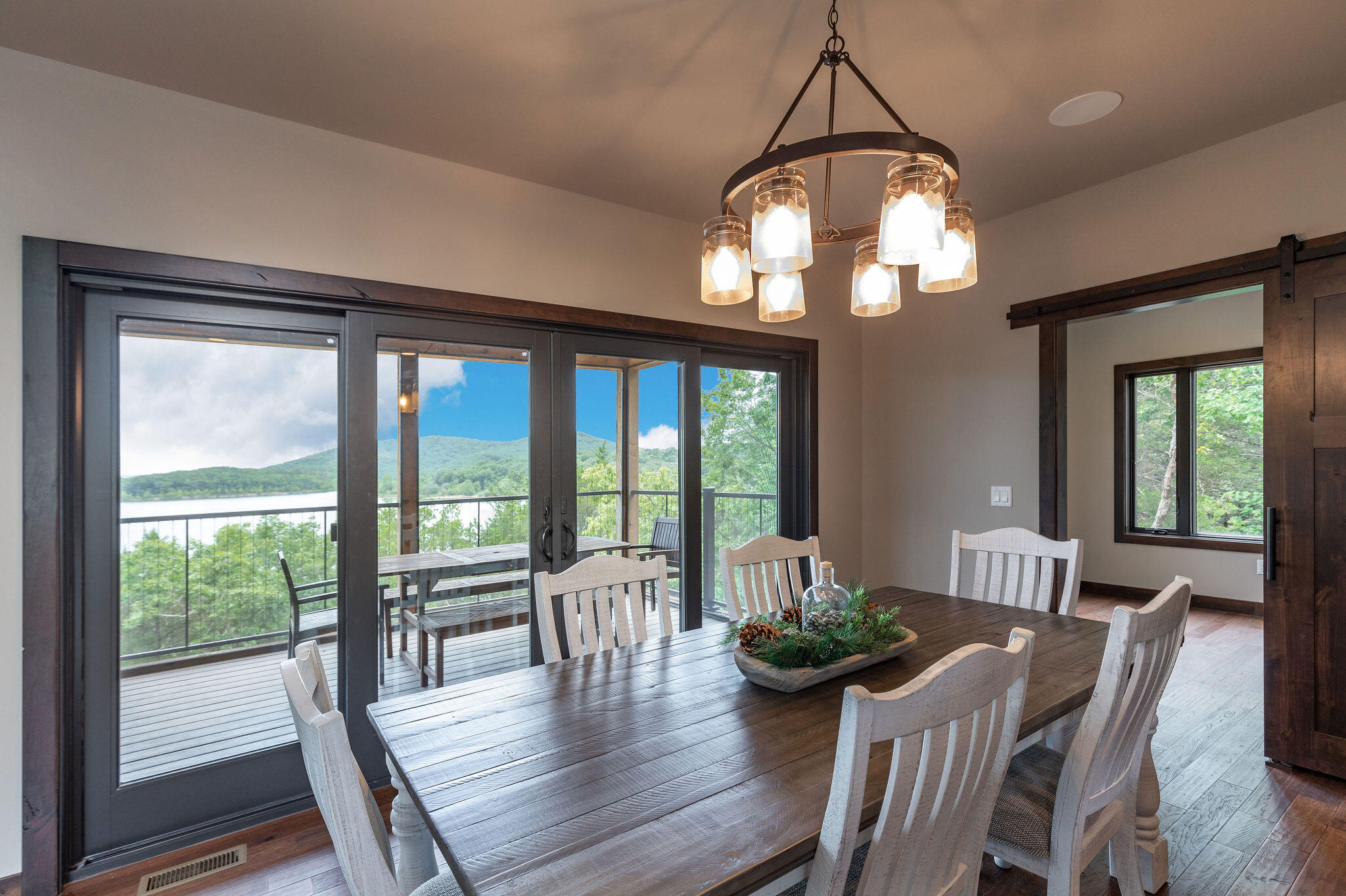 Discovery Bay of Norwalk Ldg - Residential