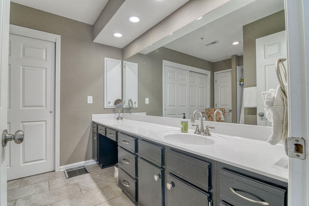 Thousand Hills/The Foothills - Residential