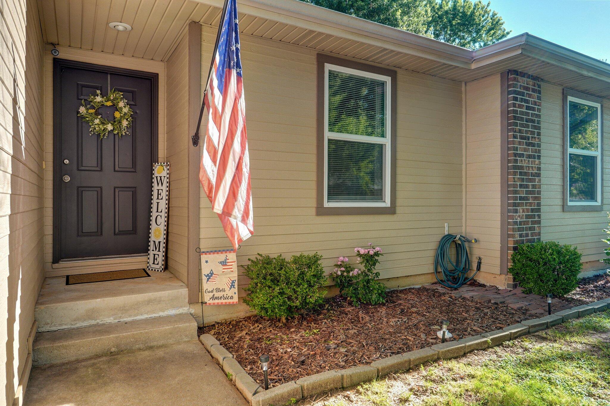 Lindon-SperrySycmrWl - Residential