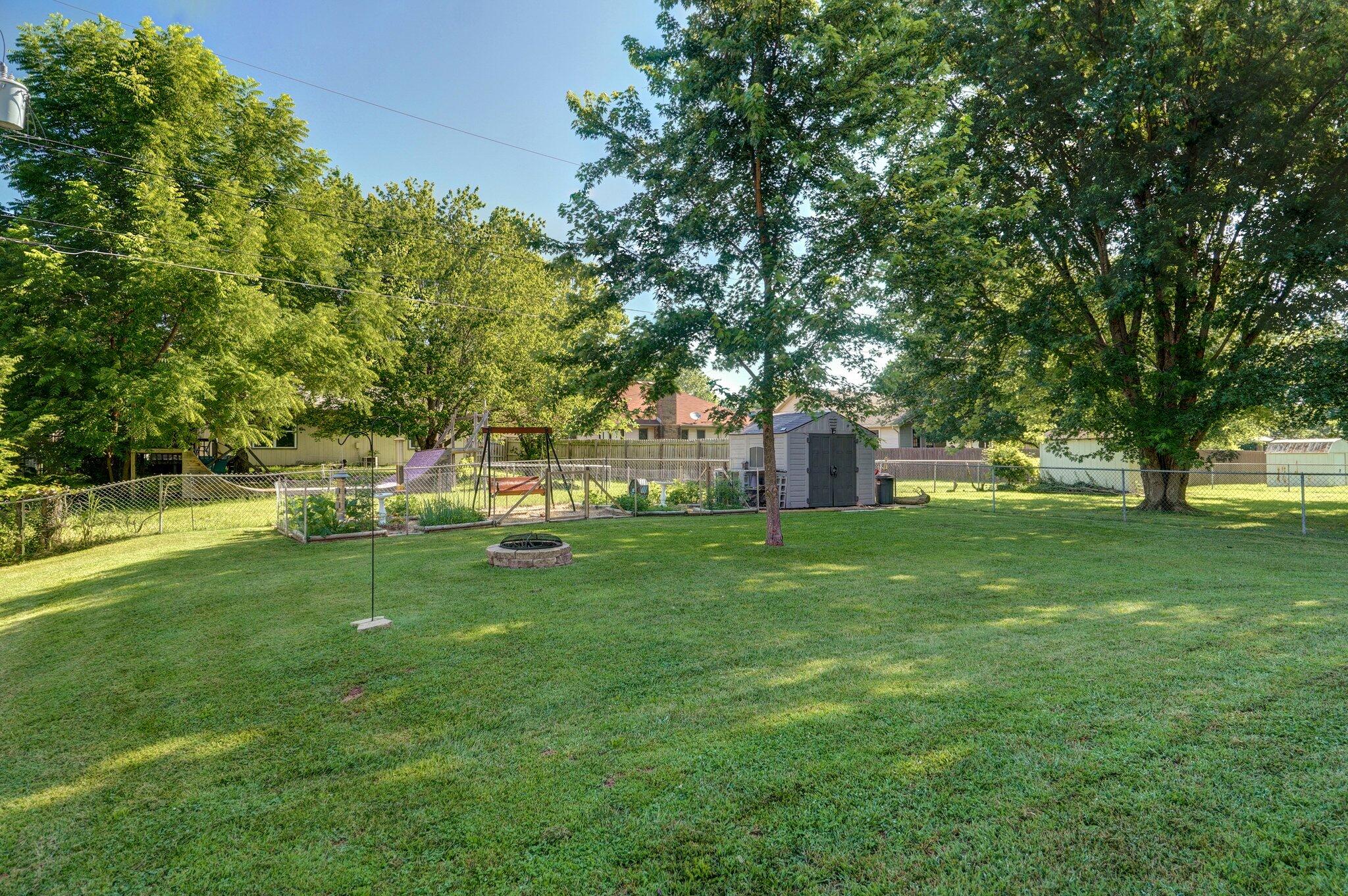 Lindon-SperrySycmrWl - Residential