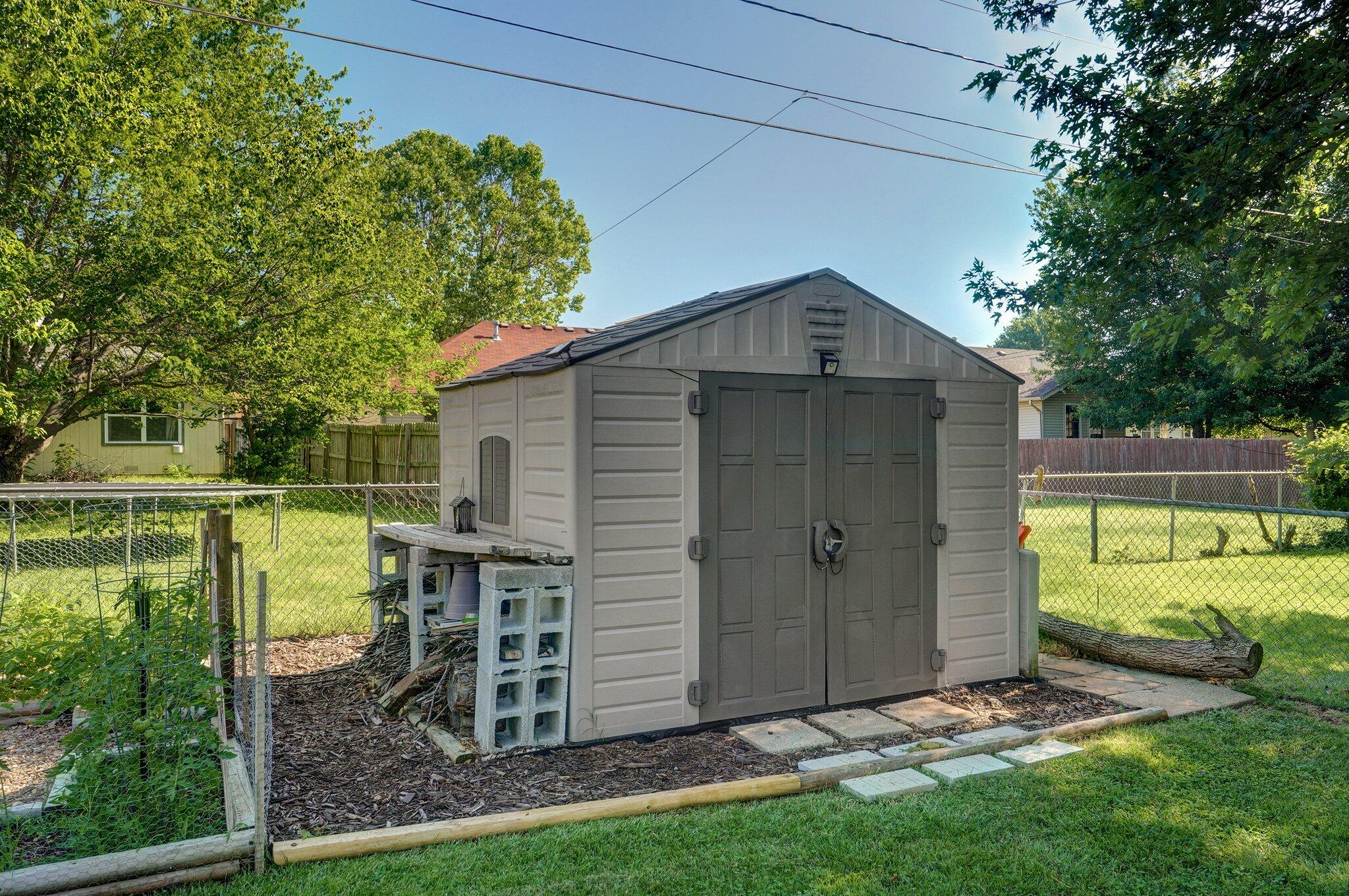 Lindon-SperrySycmrWl - Residential