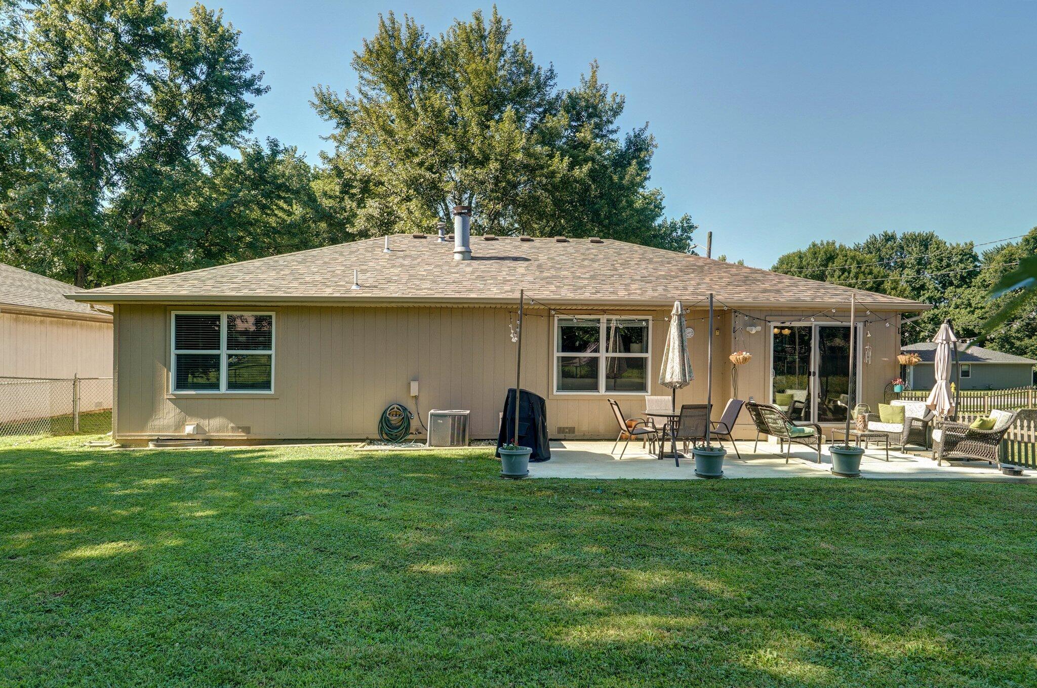 Lindon-SperrySycmrWl - Residential