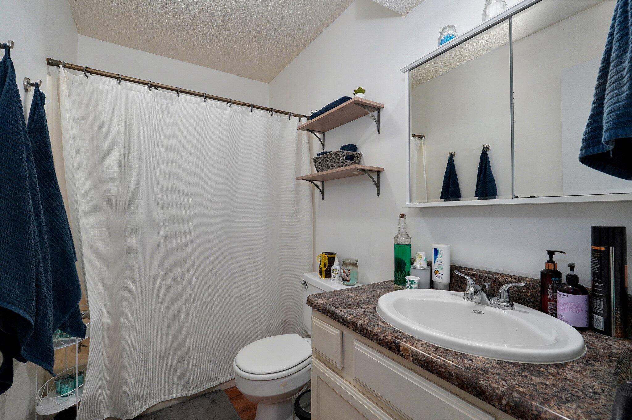 Lindon-SperrySycmrWl - Residential