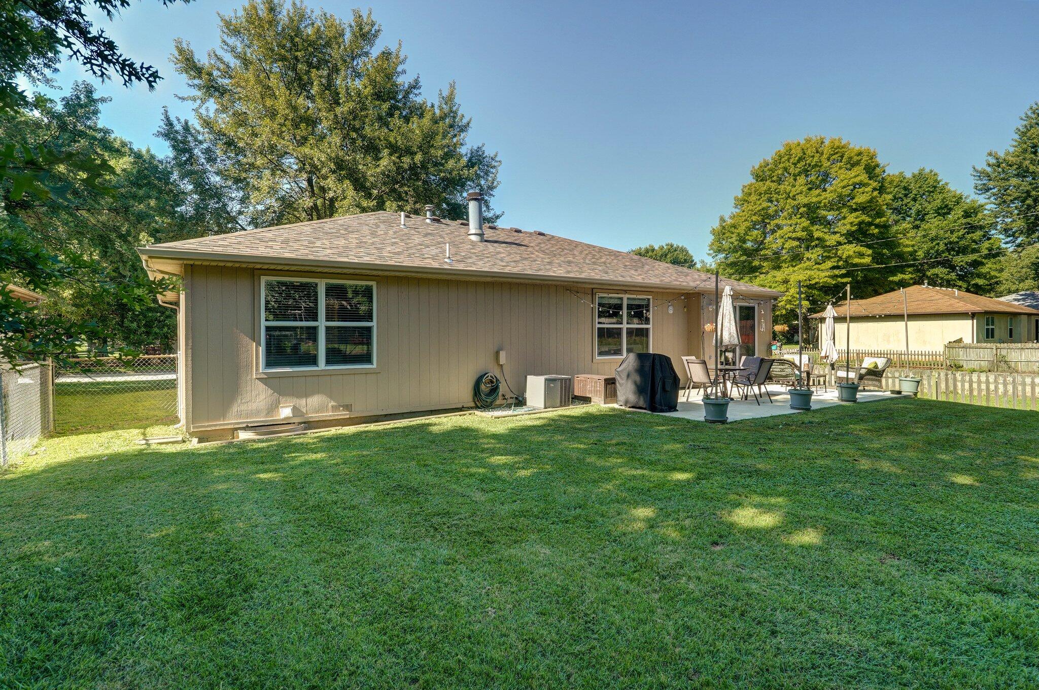Lindon-SperrySycmrWl - Residential