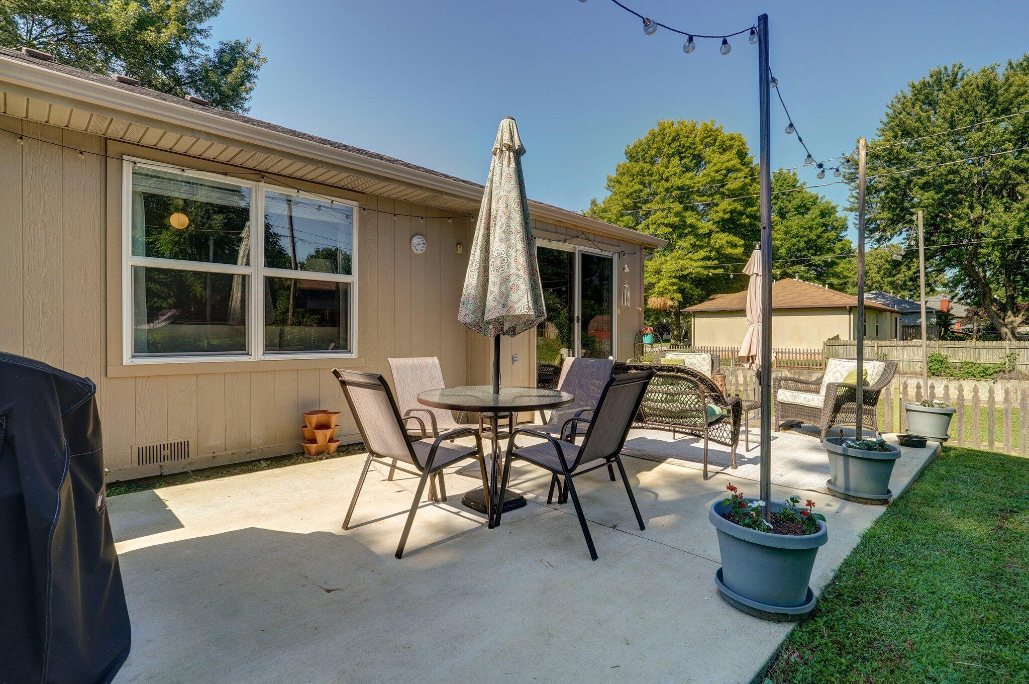 Lindon-SperrySycmrWl - Residential