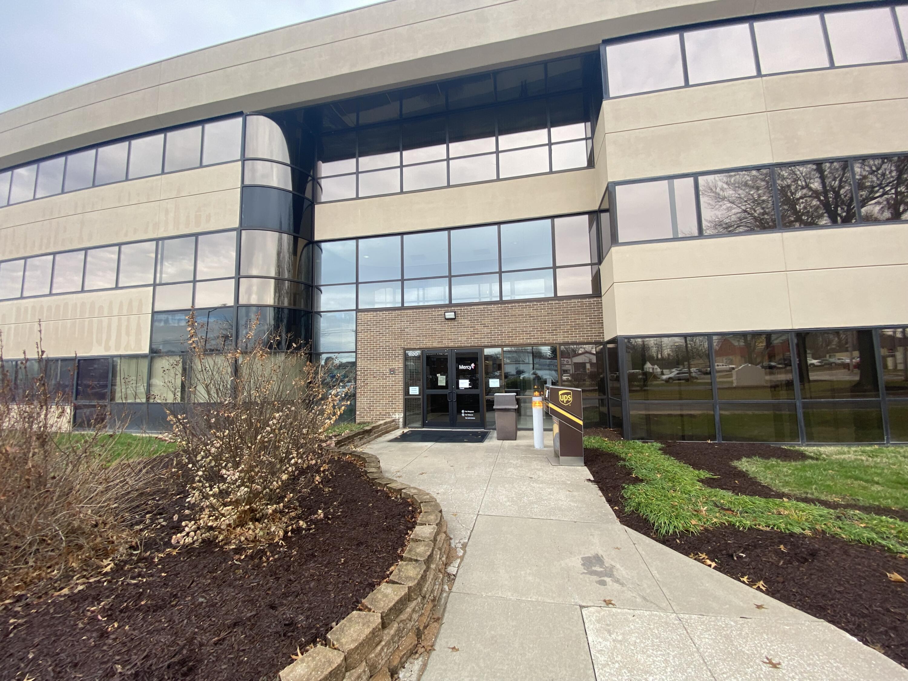 Cherry Street Court - Commercial Sale