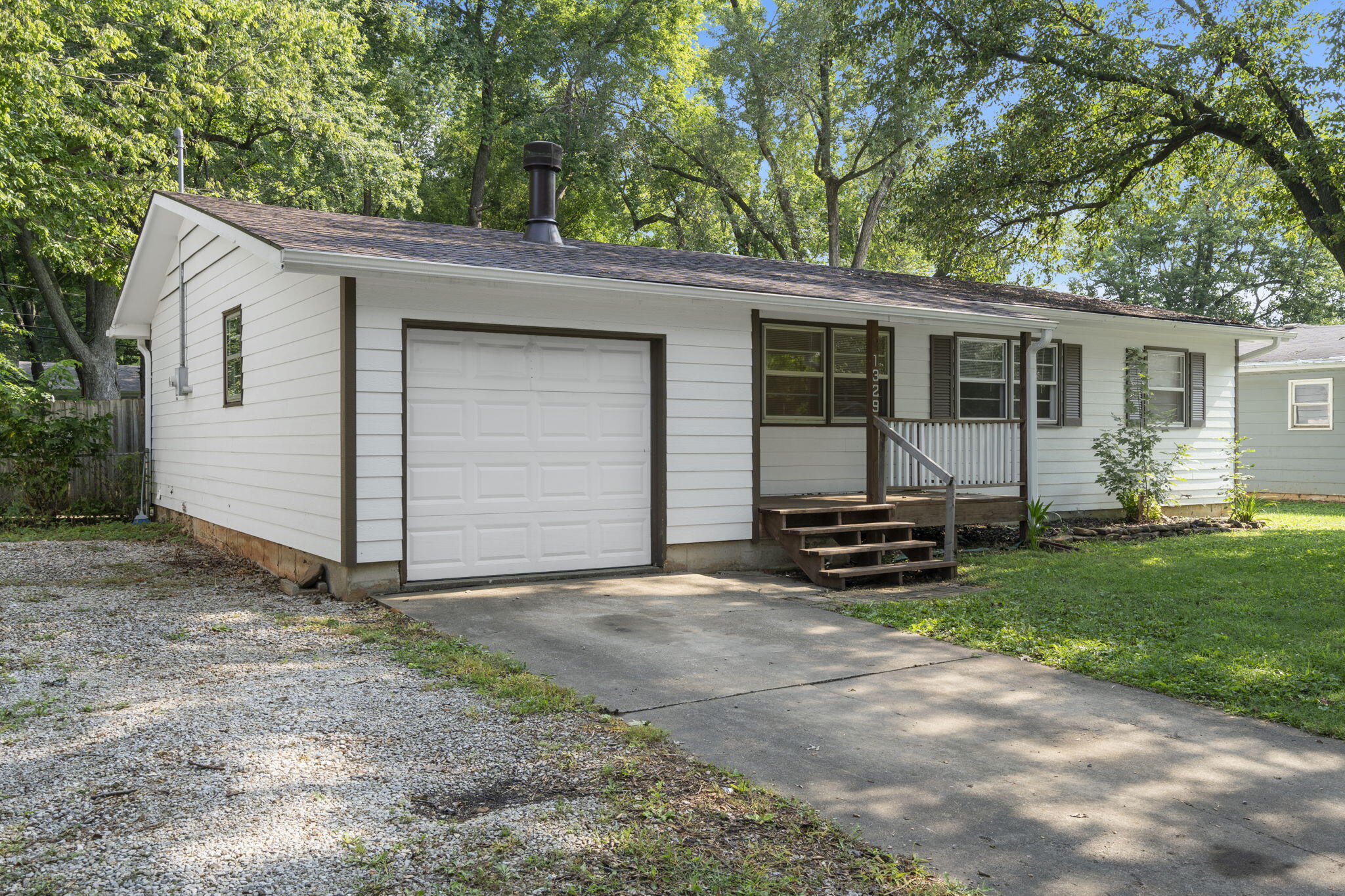 View Springfield, MO 65807 house