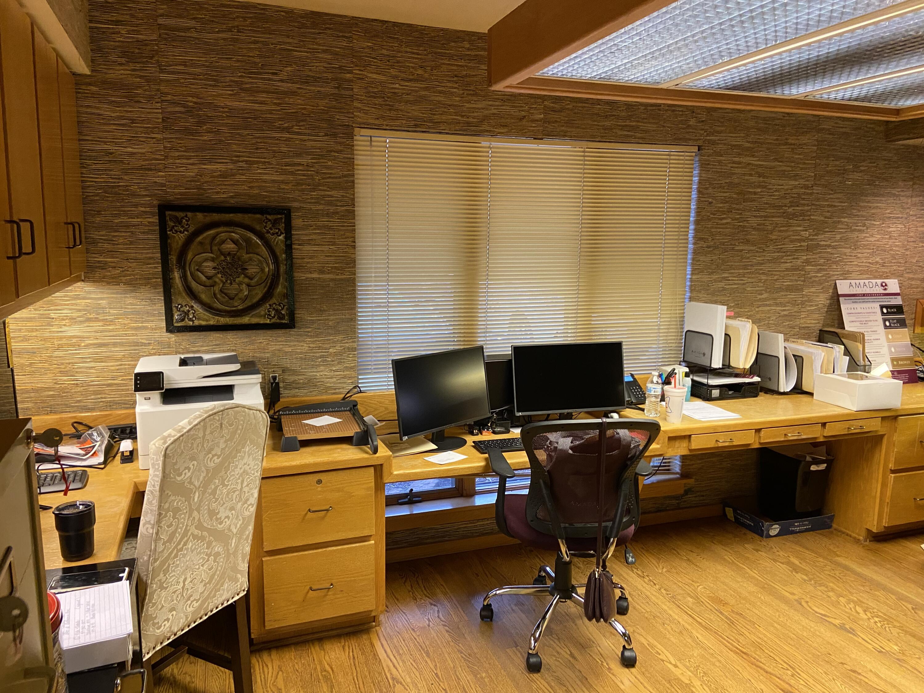 Woodhurst Office Pk - Commercial Lease