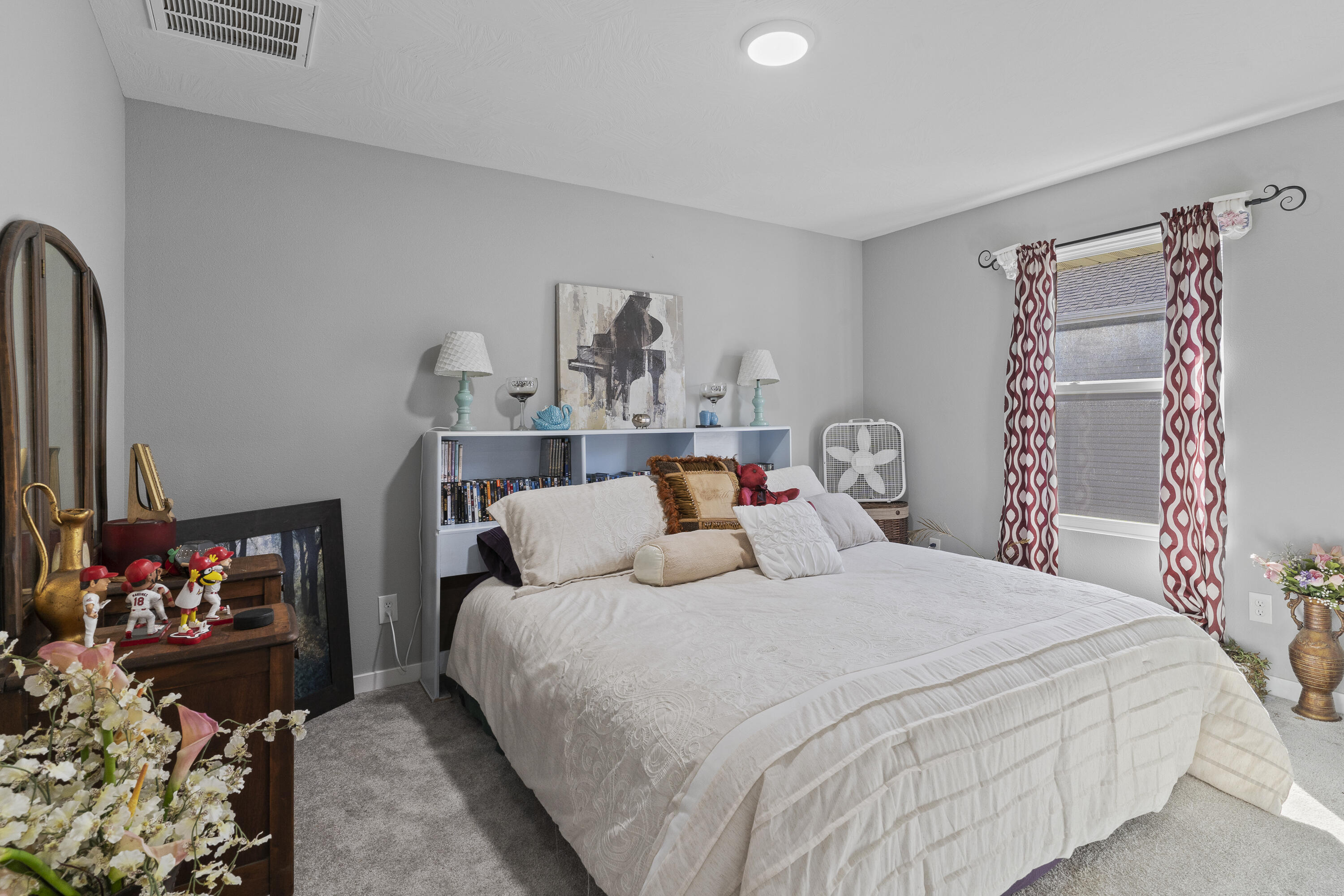 Twin Lakes - Residential