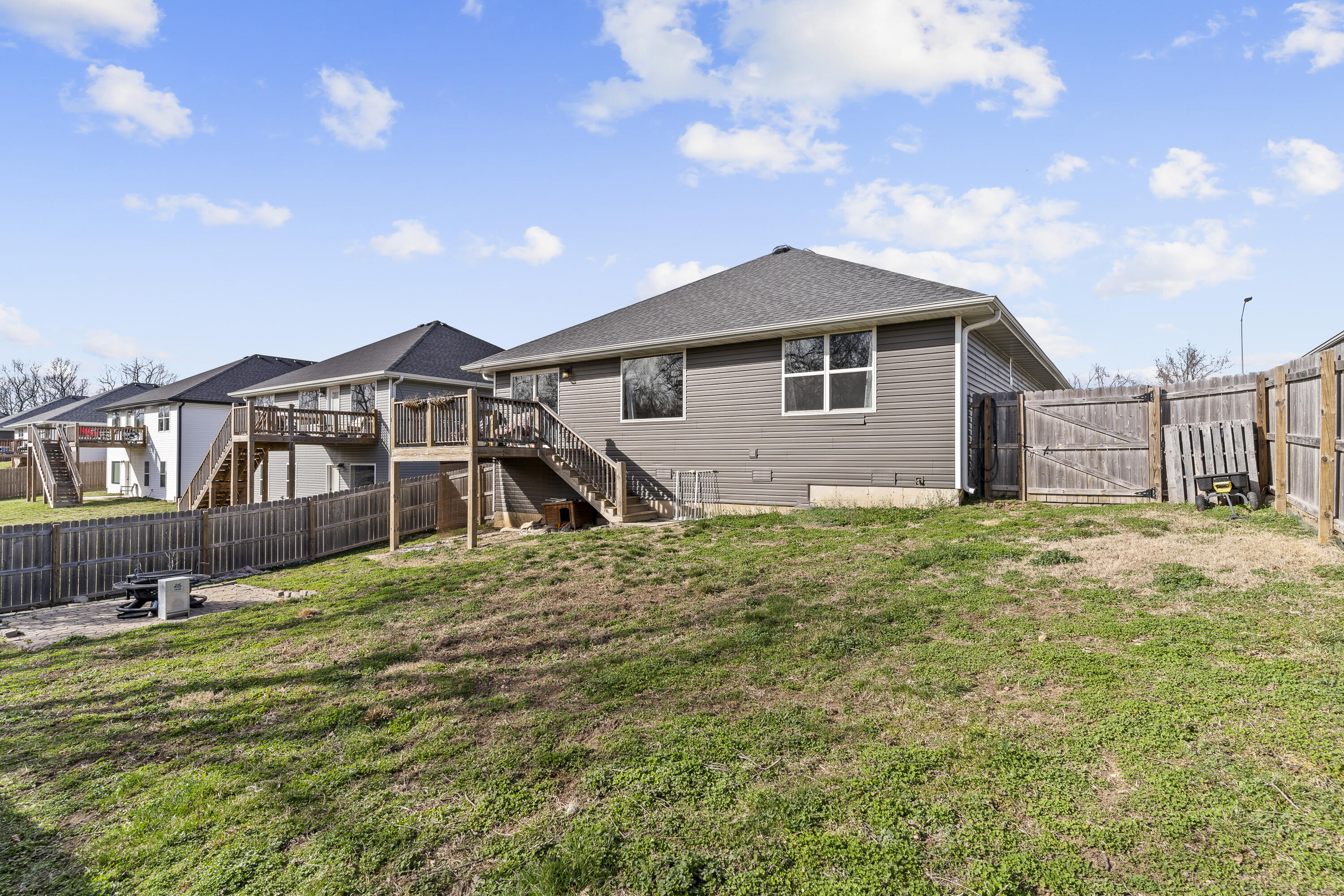 Twin Lakes - Residential