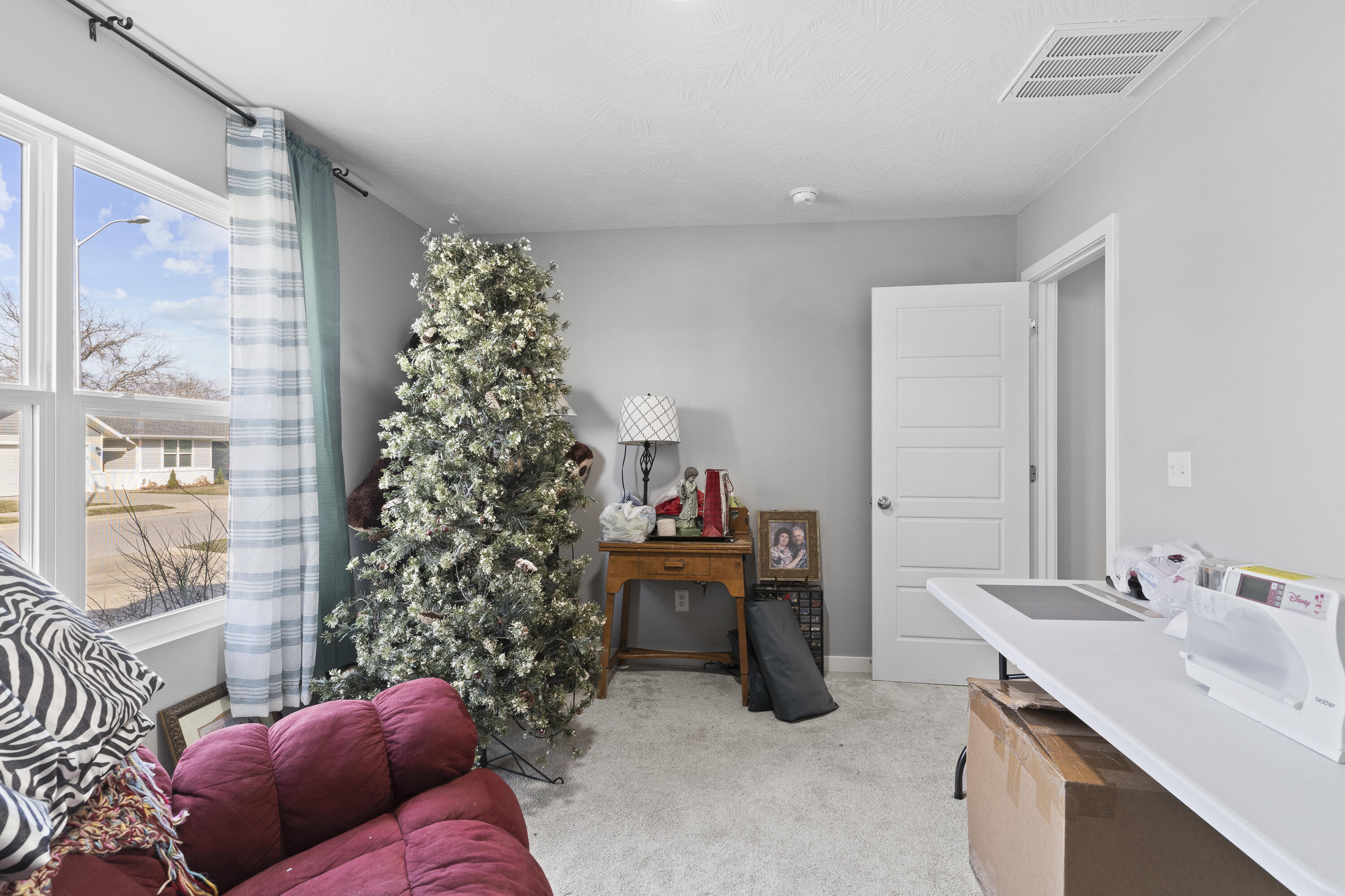 Twin Lakes - Residential