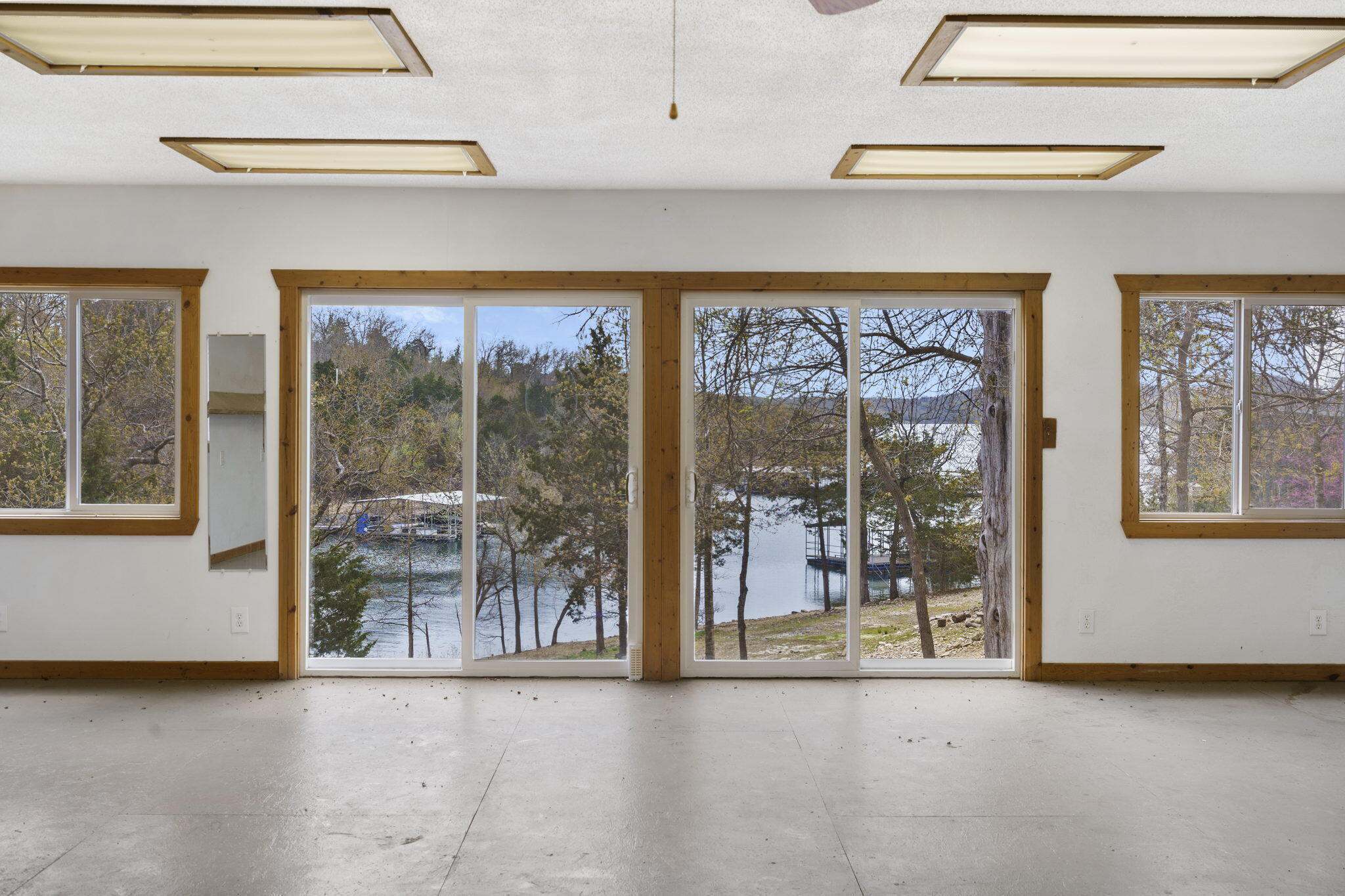 Hoot Owl Point - Residential