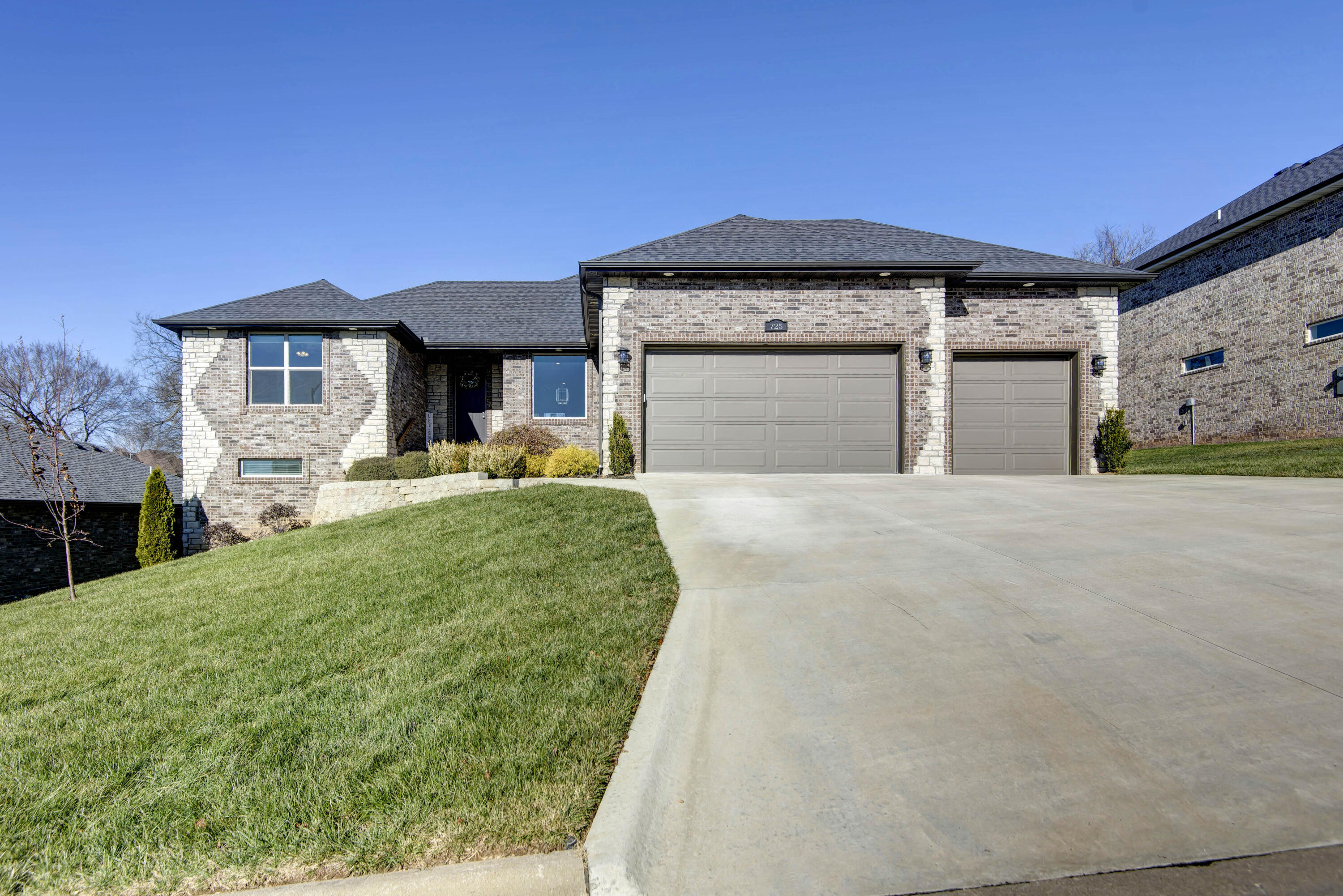 Spring Manor - Residential