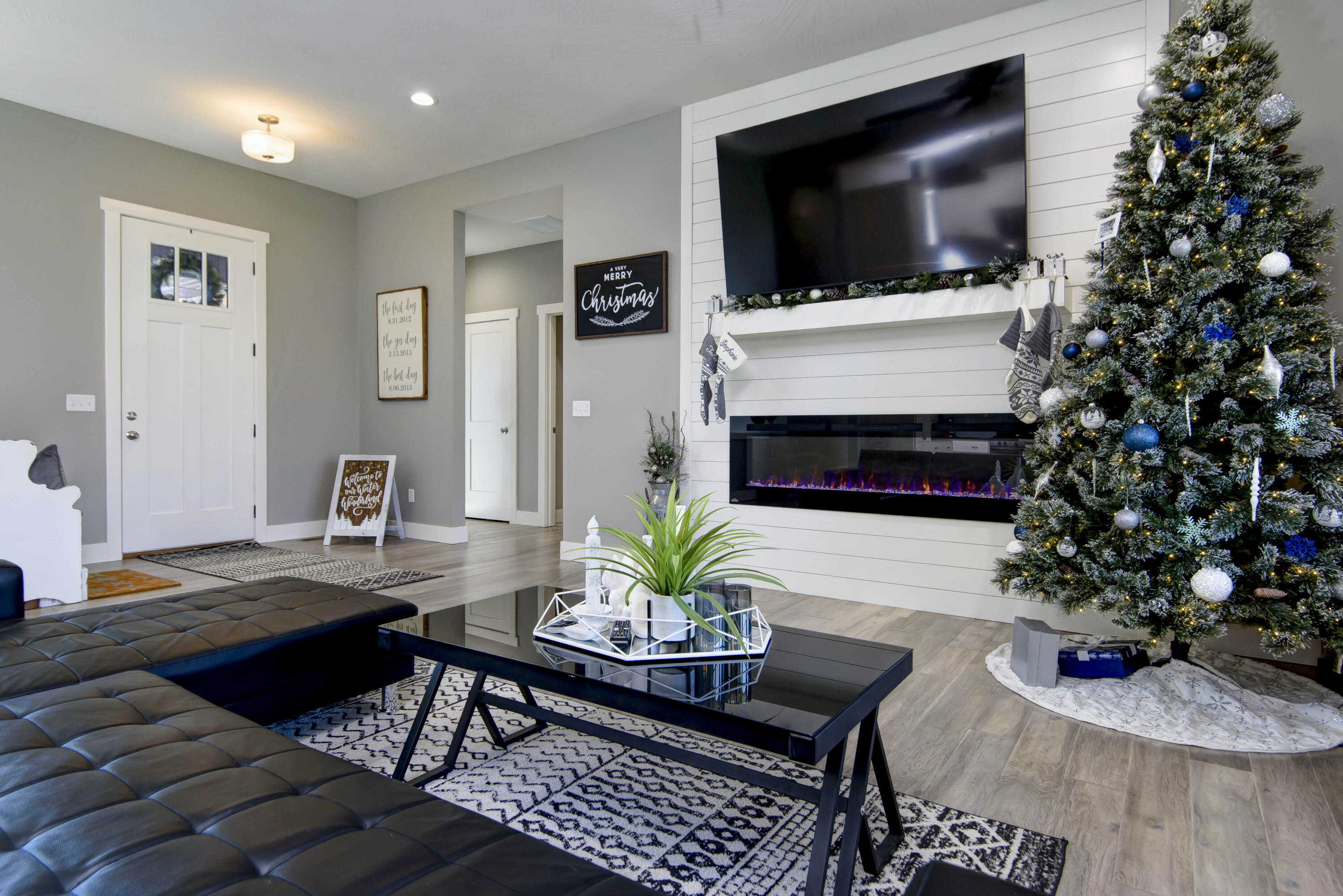Spring Manor - Residential