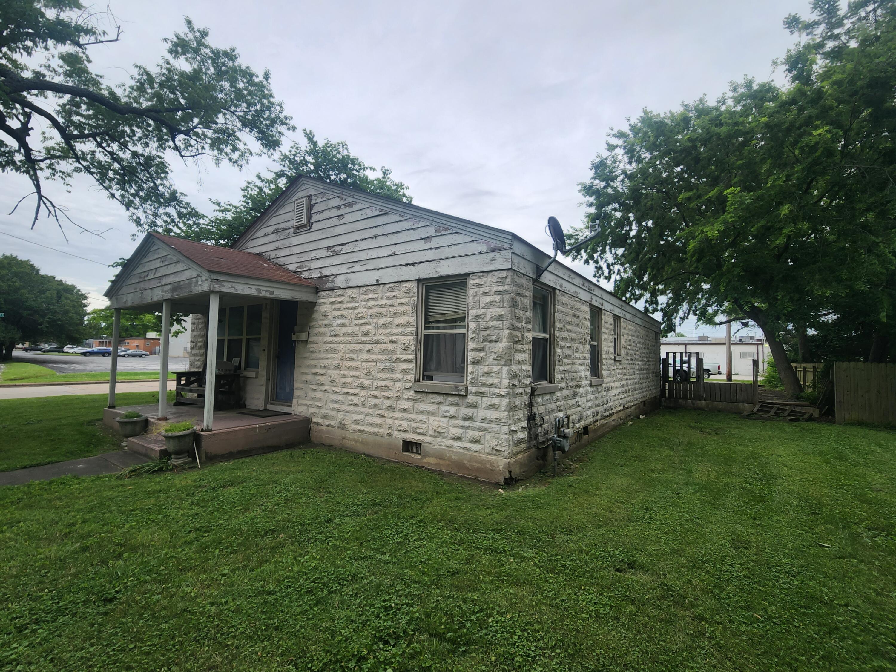 Country Club Estates - Residential