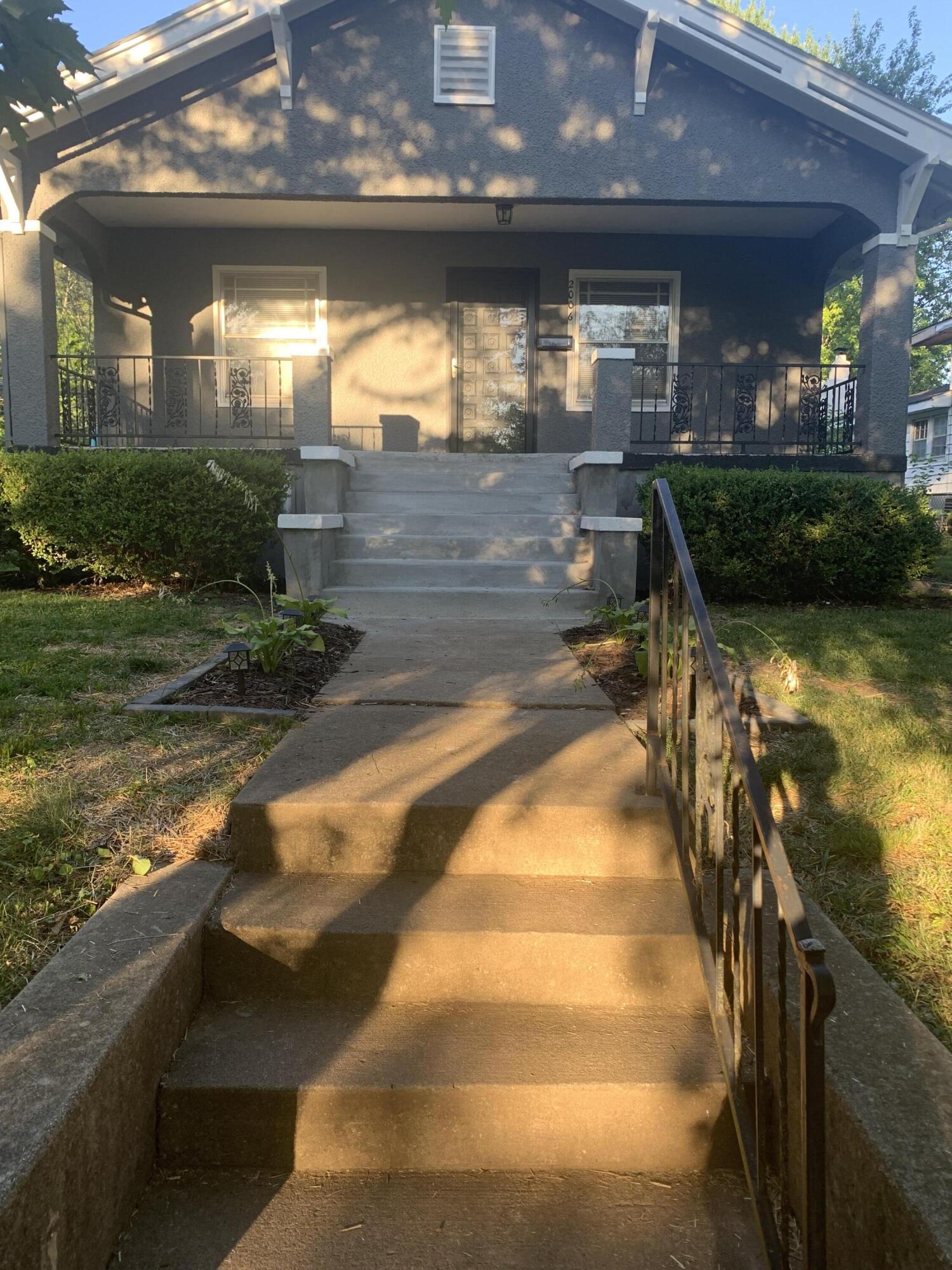 Updated 3 bedroom 1 bathroom home in Springfield.