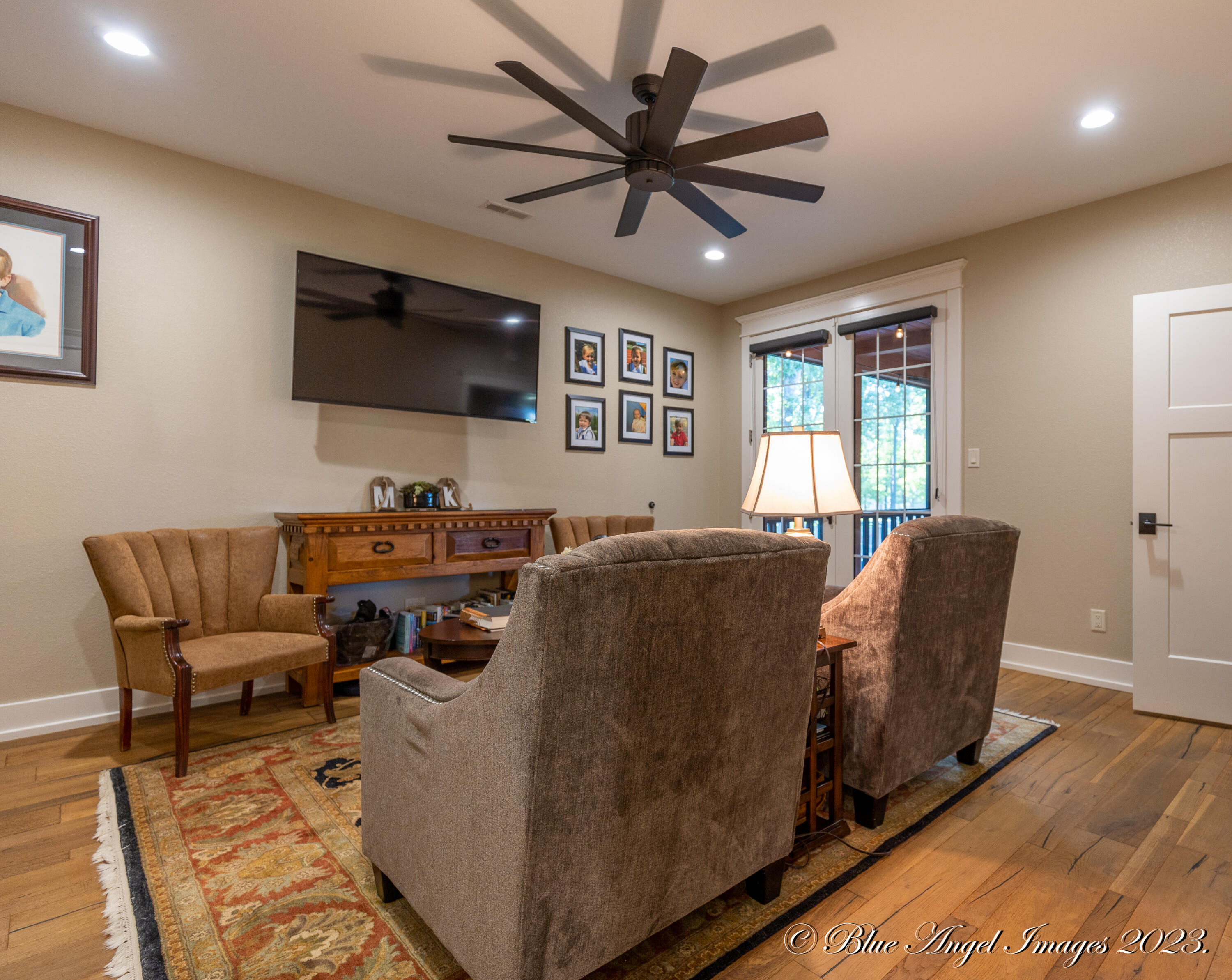 Country Club - Residential