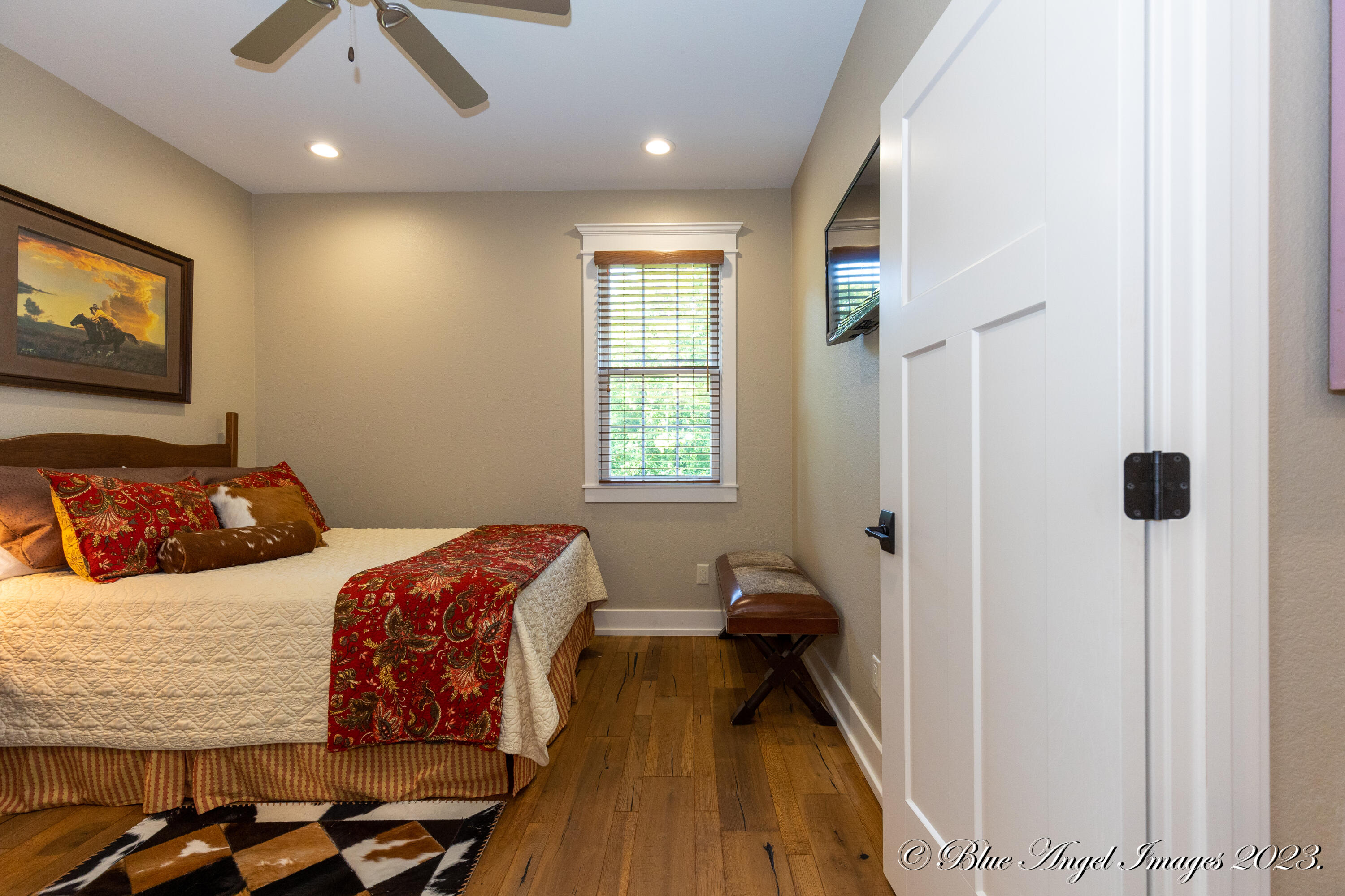Country Club - Residential