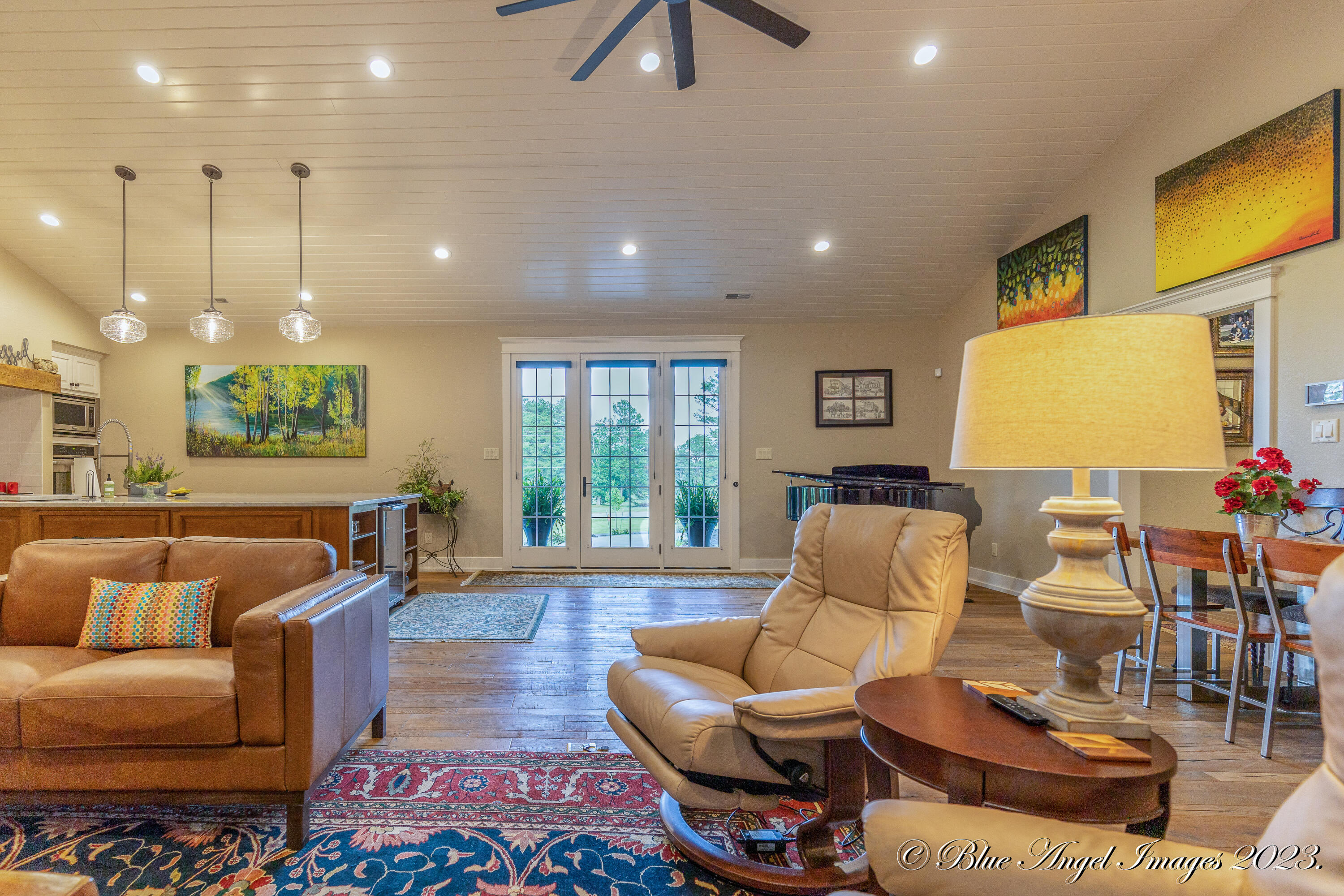 Country Club - Residential