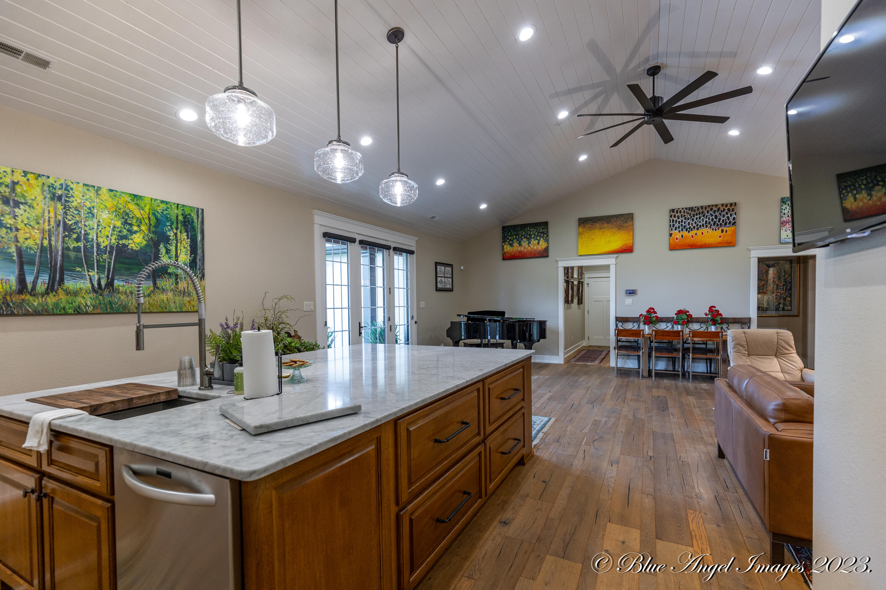 Country Club - Residential
