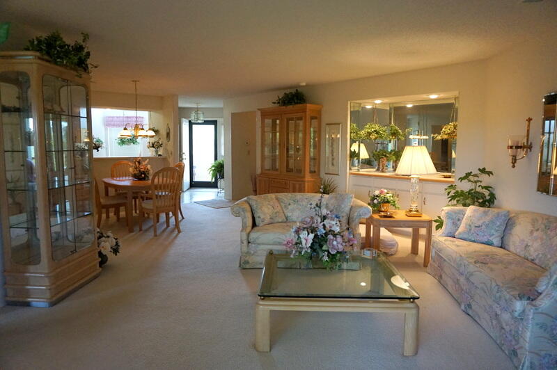 Pointe Royale Condos - Residential